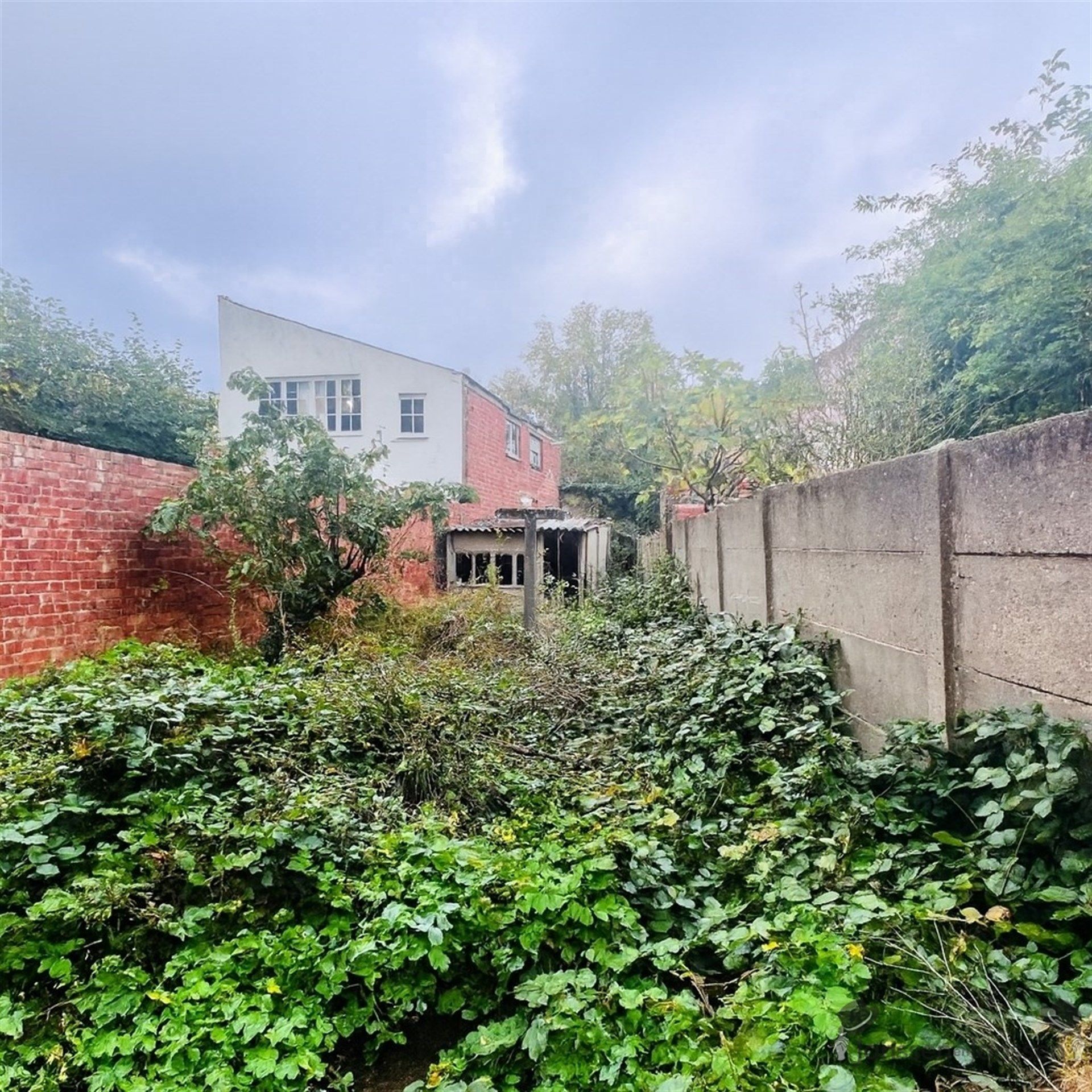 Ruime woning met grote tuin, hartje Zele foto 14