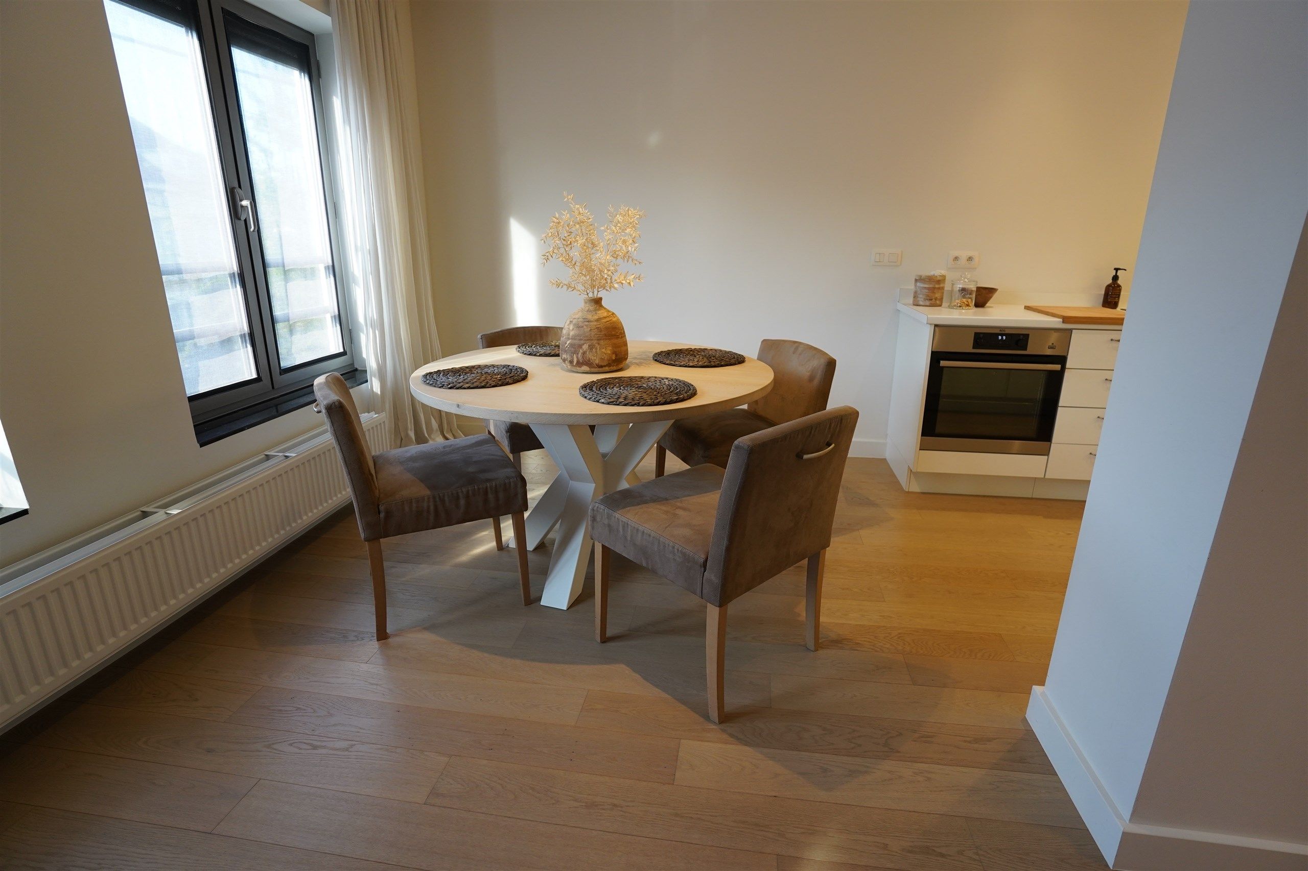 Bijzonder, smaakvol appartement met 50 m2 terras! foto 11