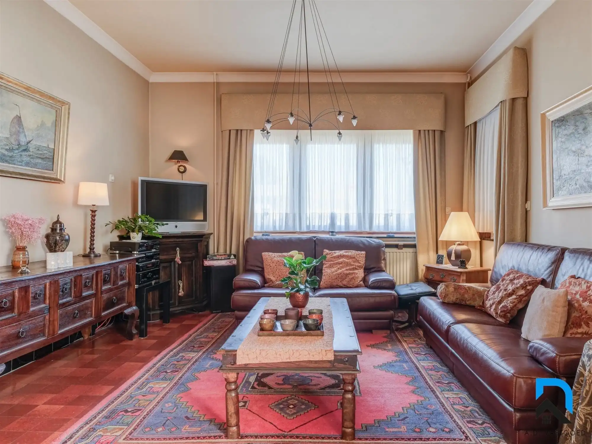 Tijdloze woning met uitstraling nabij het centrum van Hasselt foto 8