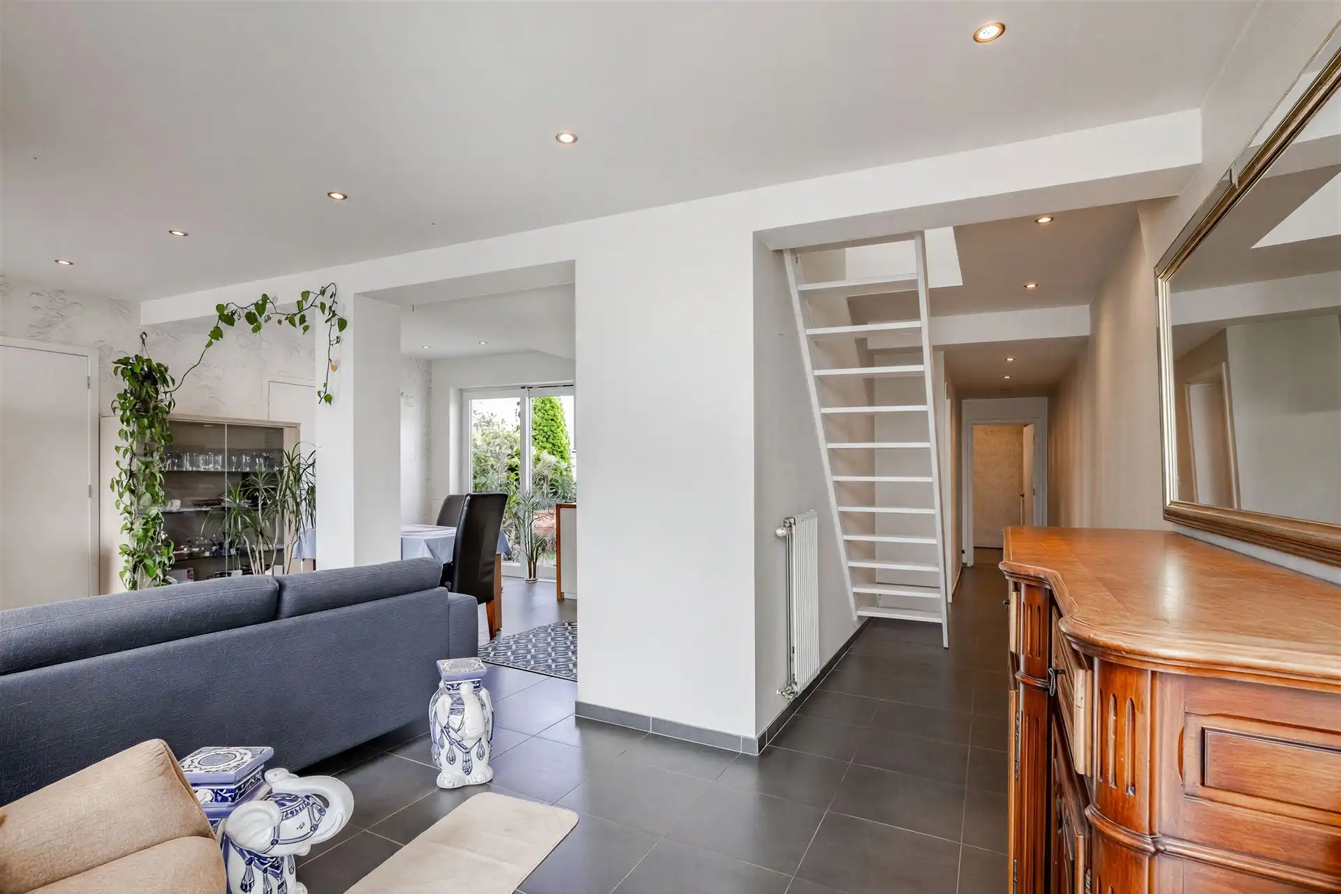 Instapklare woning met 3 slaapkamers foto 2