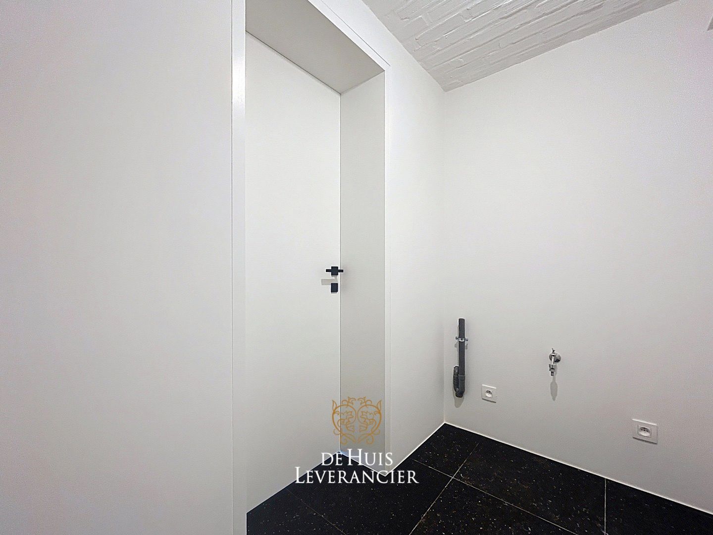 Vernieuwbouwde BEN Loft-villa te huur in Kontich foto 37