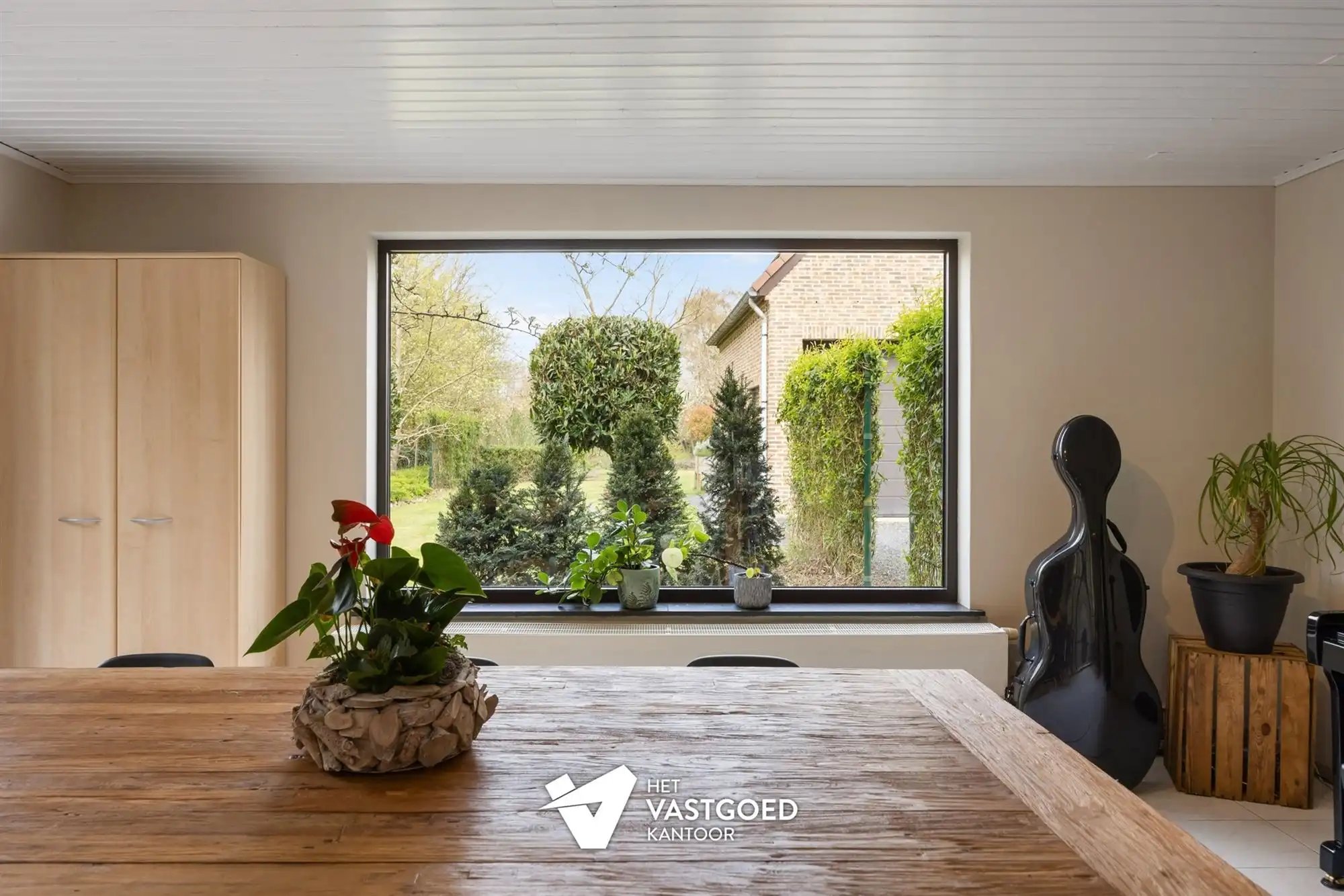 PERFECT ONDERHOUDEN WONING MET 6 SLAAPKAMERS EN WERKHUIS/GARAGE IN GROENE OMGEVING TE VIVERSEL foto 17