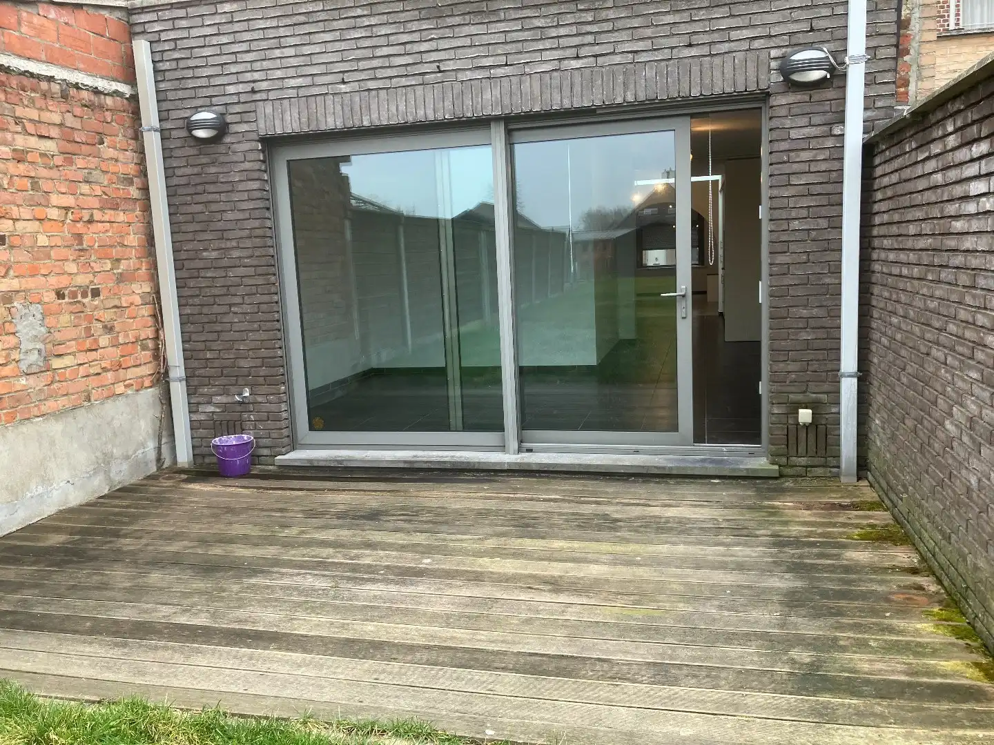 Rijwoning met 2 slaapkamers en achterliggende garage! foto 12