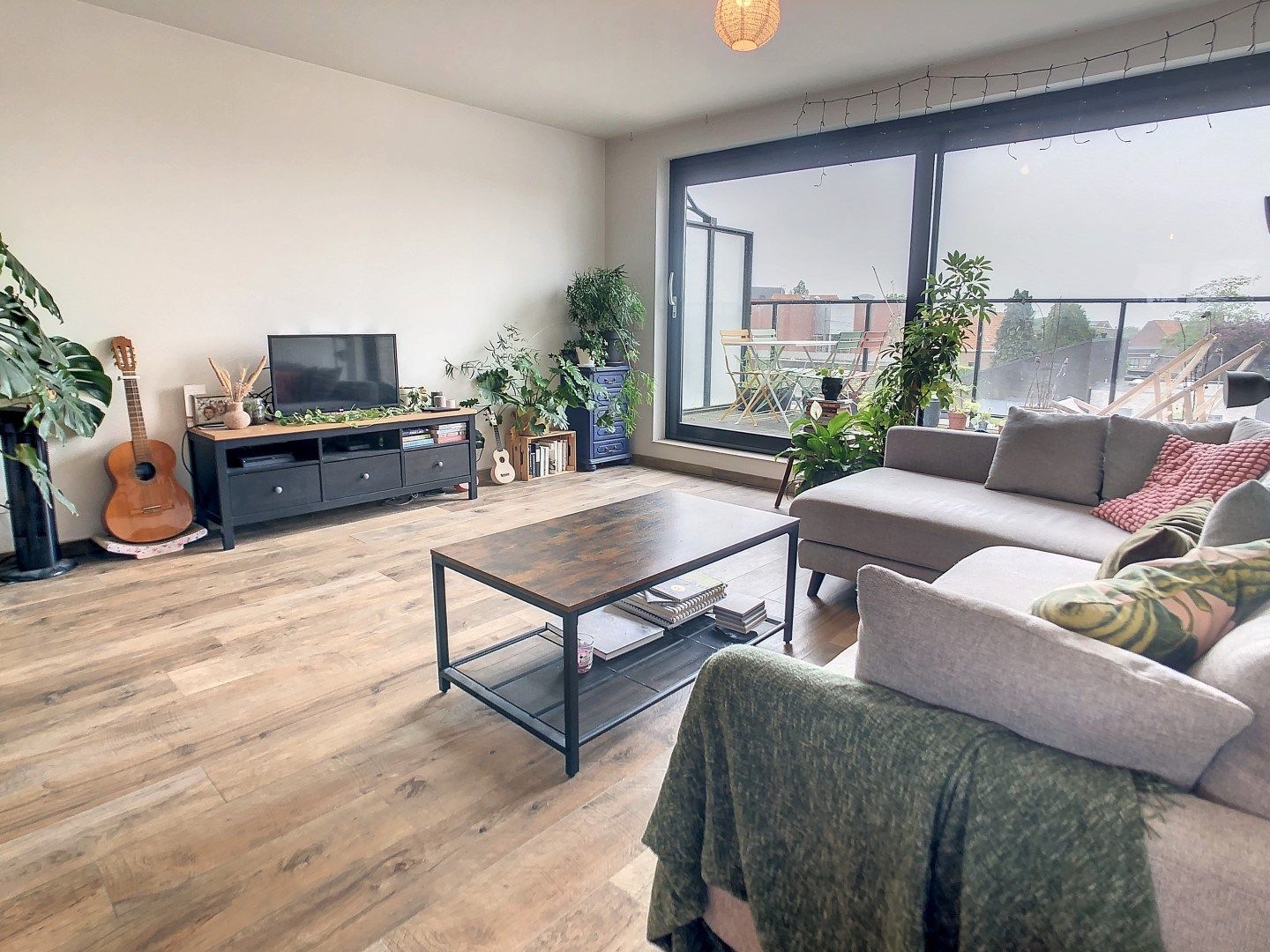 Recent appartement in centrum Westrozebeke foto 2