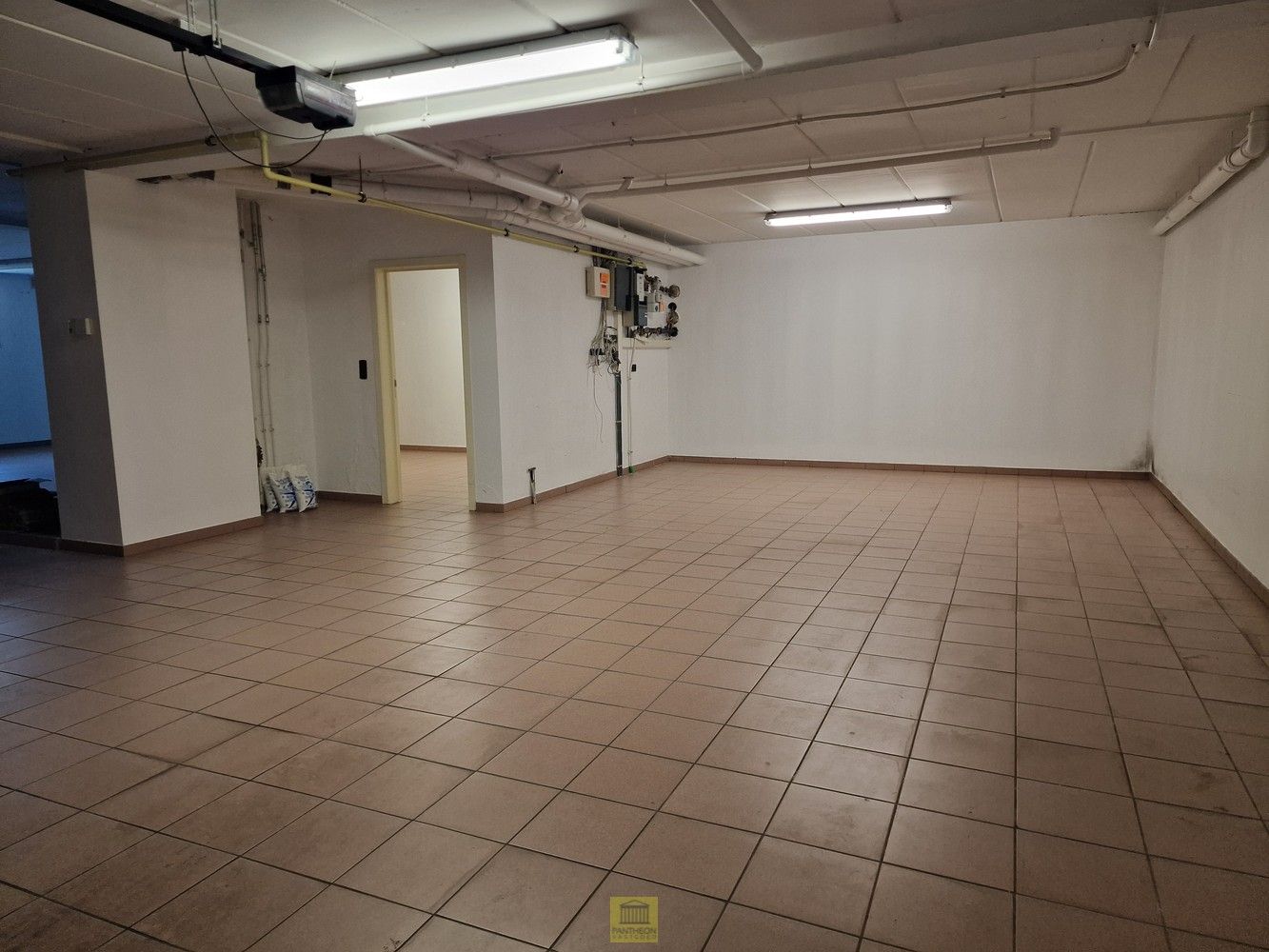Exclusieve villa te huur in Moorsel (Aalst) – Ruimte, comfort en klasse in een unieke omgeving foto 27
