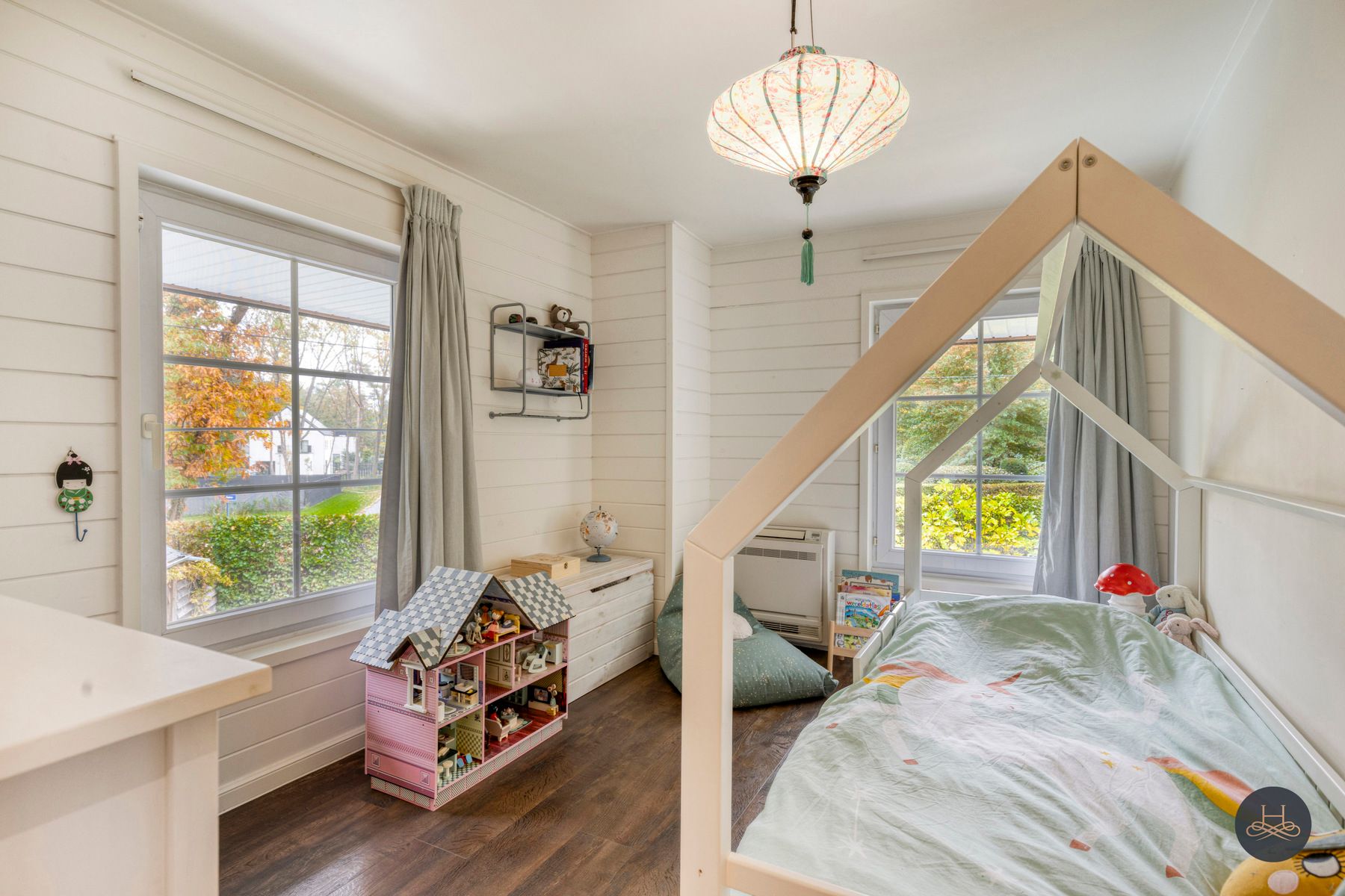 Indrukwekkende groen gelegen villa met zwembad en poolhouse  foto 29