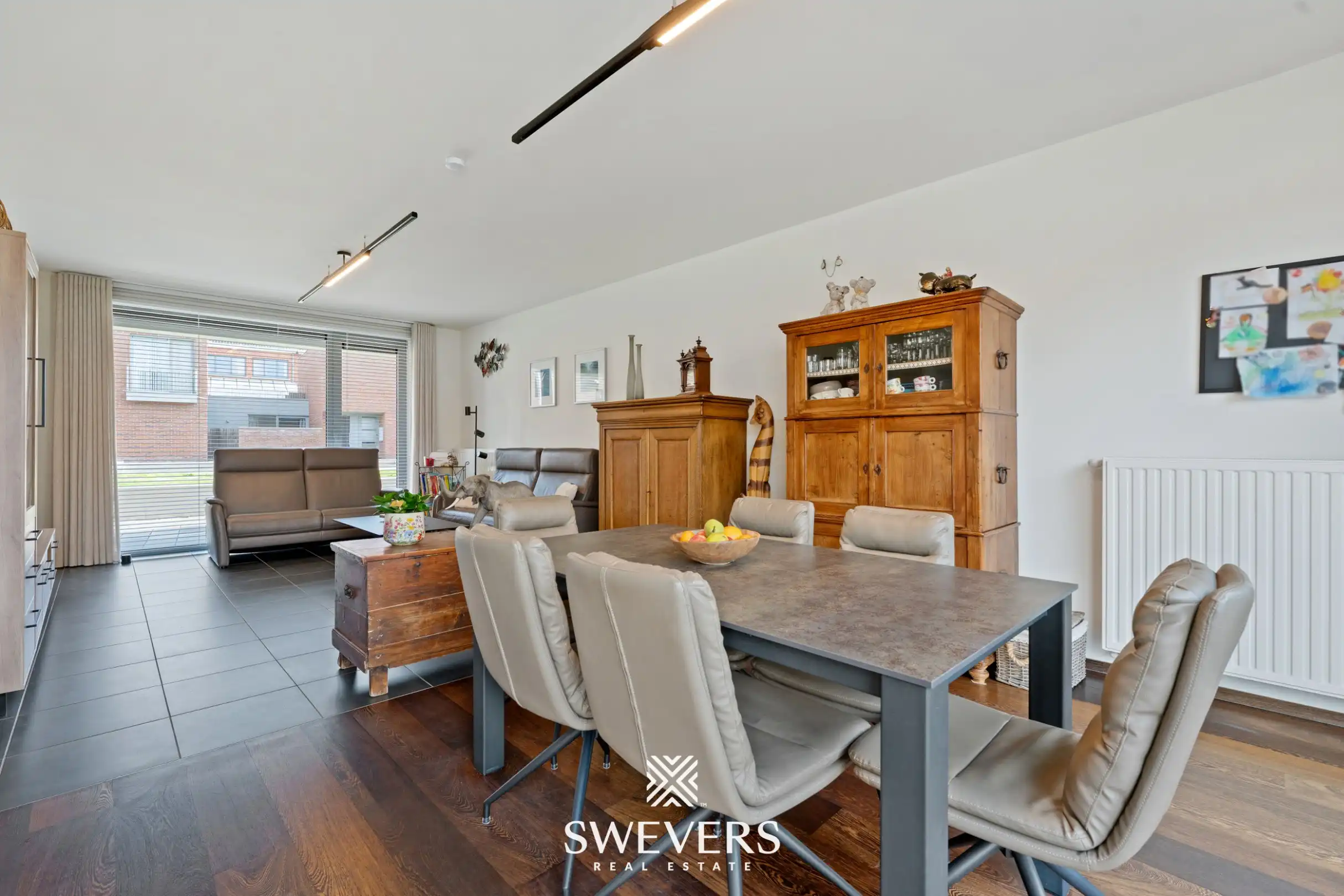 Recent en ruim duplex appartement (140m²) met 2 grote terrassen in centrum Diepenbeek foto 3