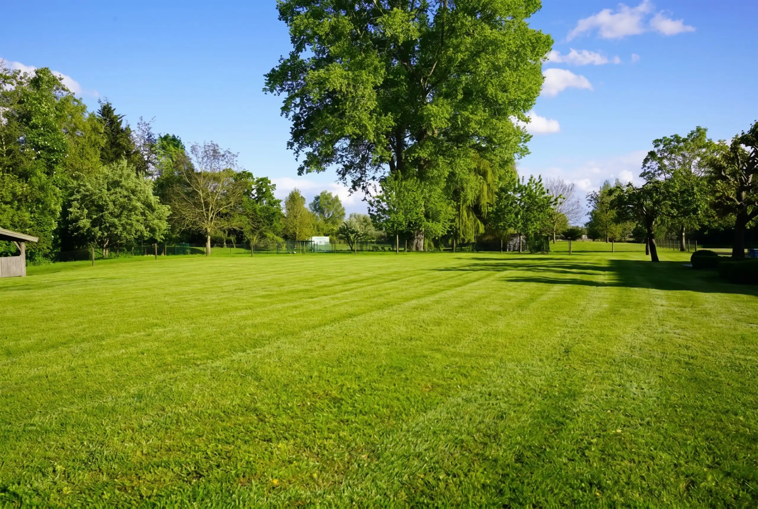 Zeldzaam landhuis op een exclusief domein van 2,4 Ha! foto 7
