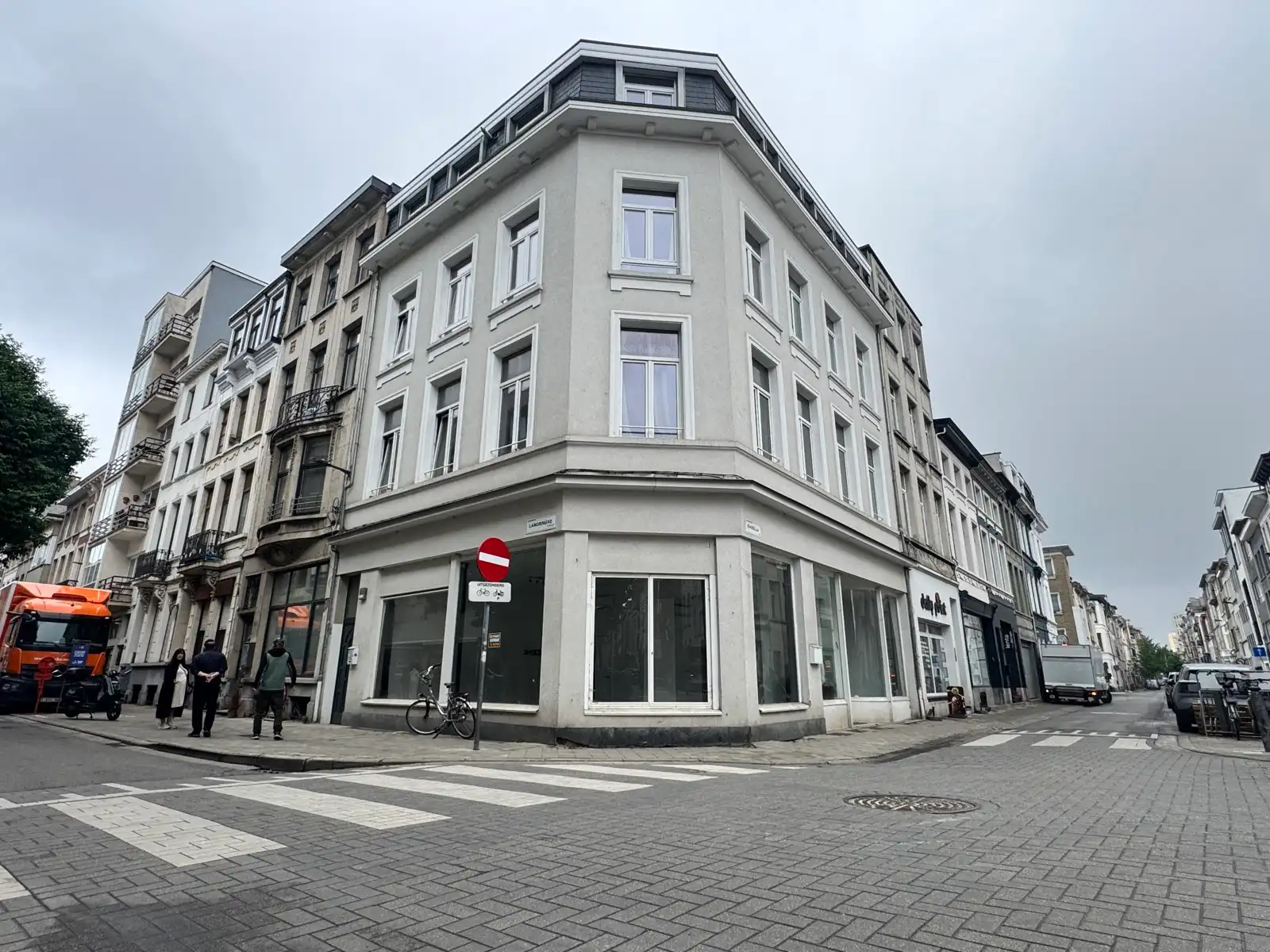 Unieke commerciële kans op zichtlocatie aan de Isabellalei foto 10