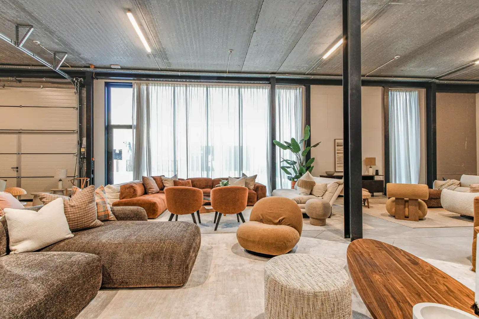 Laatste bedrijfsunit te huur 't Walletje 20C  foto 2