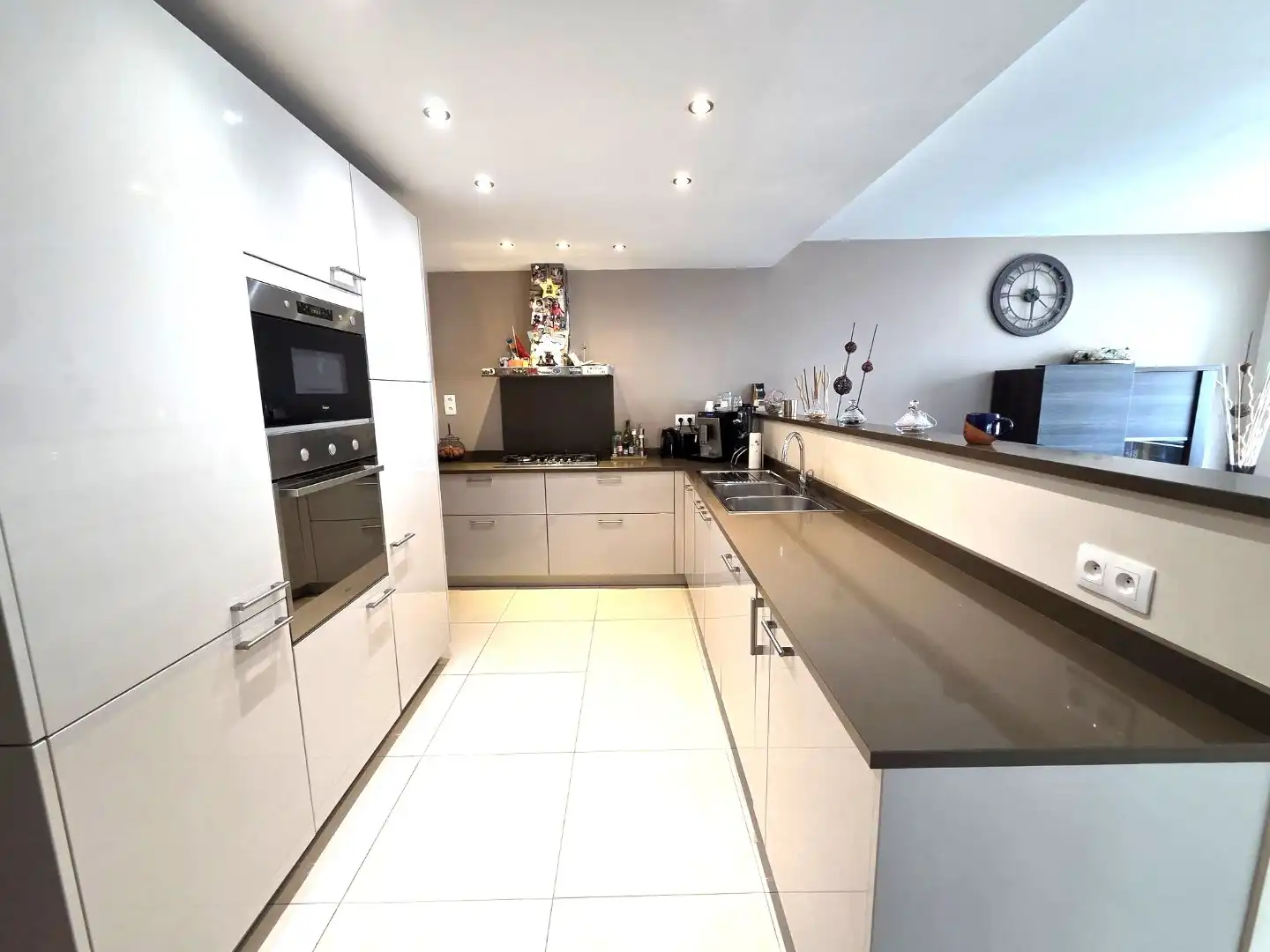 Bijna zo goed als nieuw. foto 10