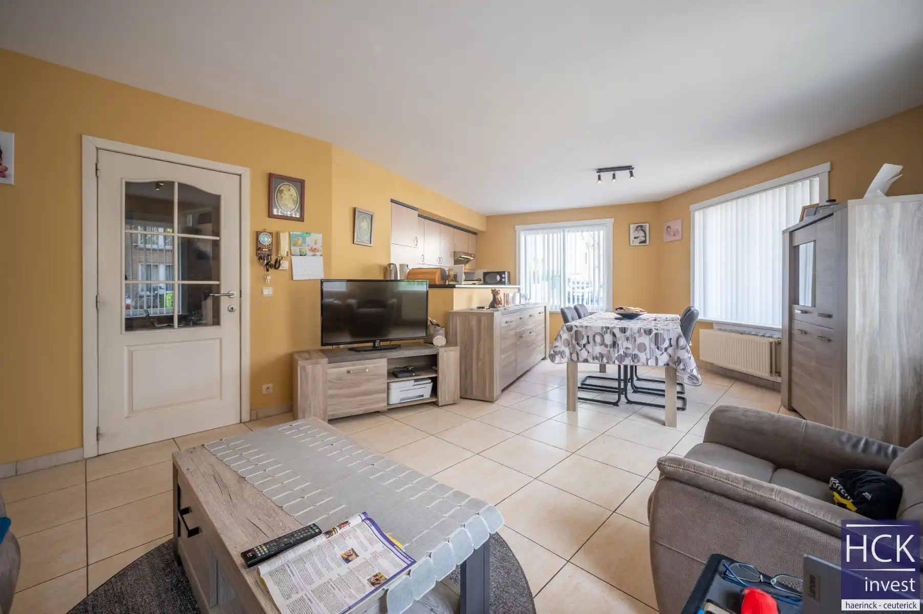 OOSTENDE - Lichtrijk en ruim gelijkvloersappartement te Konterdam foto 3