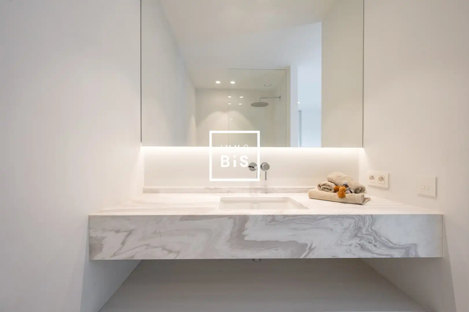 Exclusieve nieuwbouwvilla rustig gelegen op enkele passen van het Zegemeer foto 24