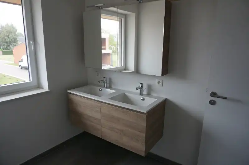 Recente nIeuwbouwwoning met 3 slk en carport foto 7