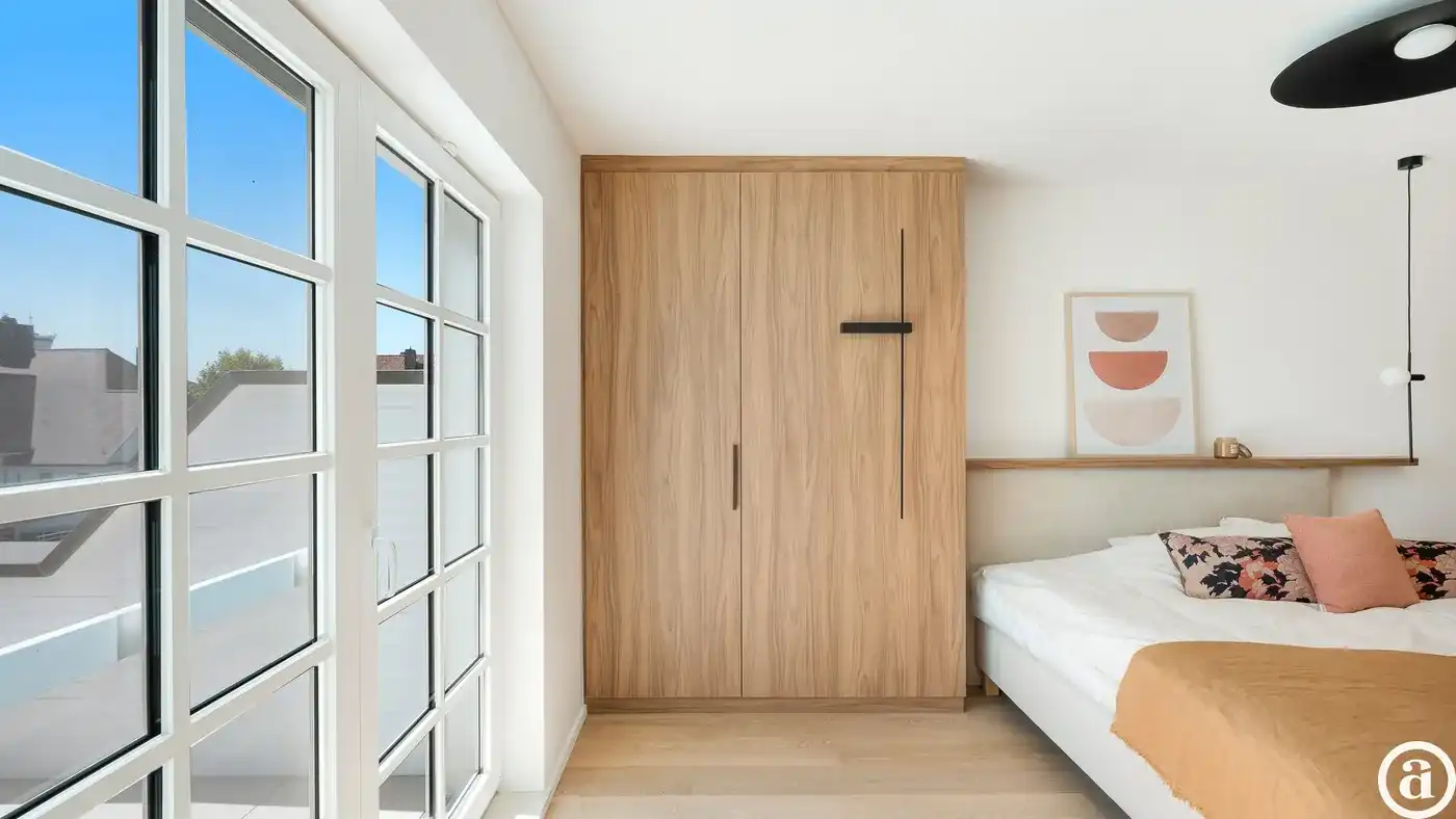 Exclusief gerenoveerde villa op een absolute toplocatie foto 30