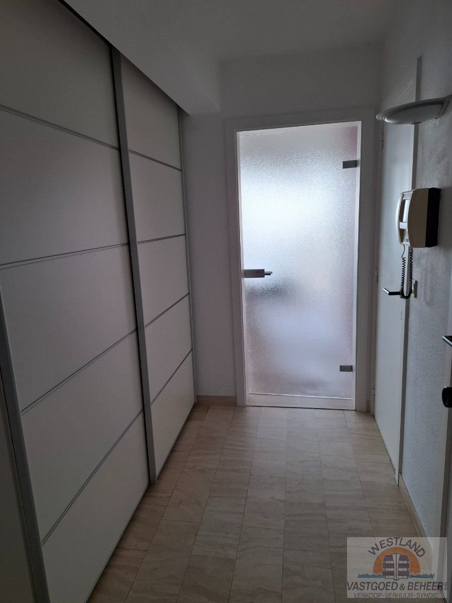 Appartement met groot terras op de zeedijk foto 10
