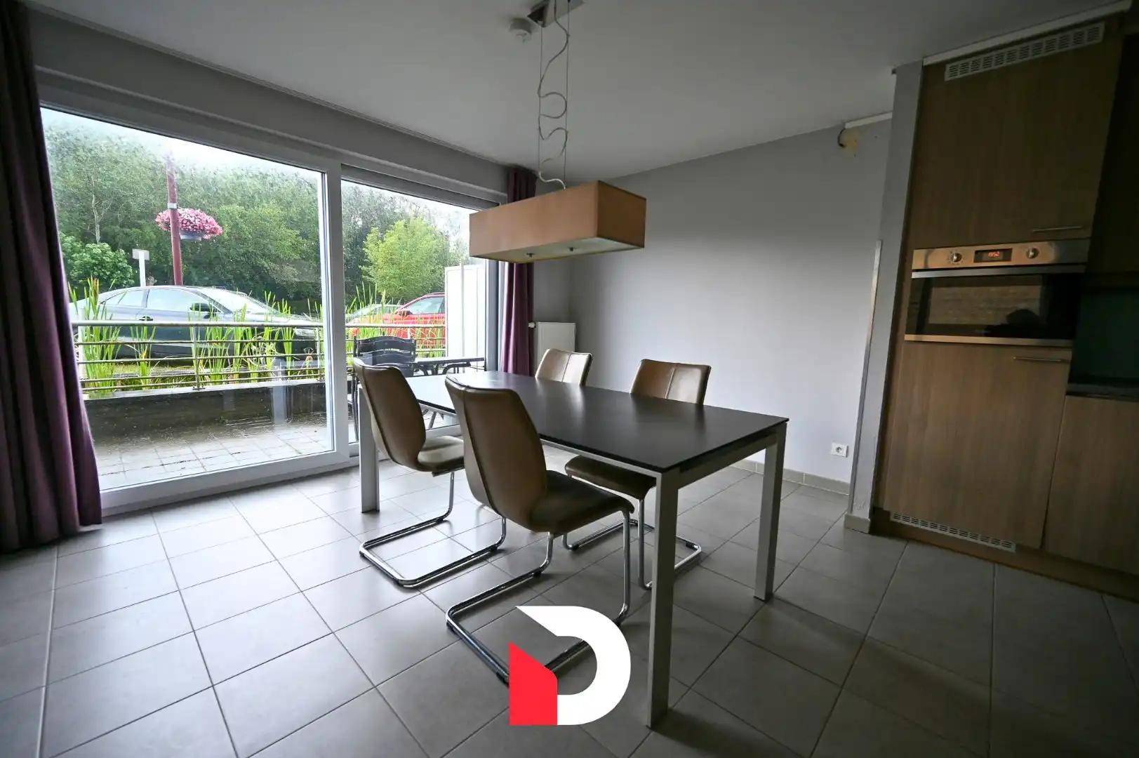 Instapklaar gelijkvloers 1-slaapkamerappartement met tuin en terras in De Haan foto 6