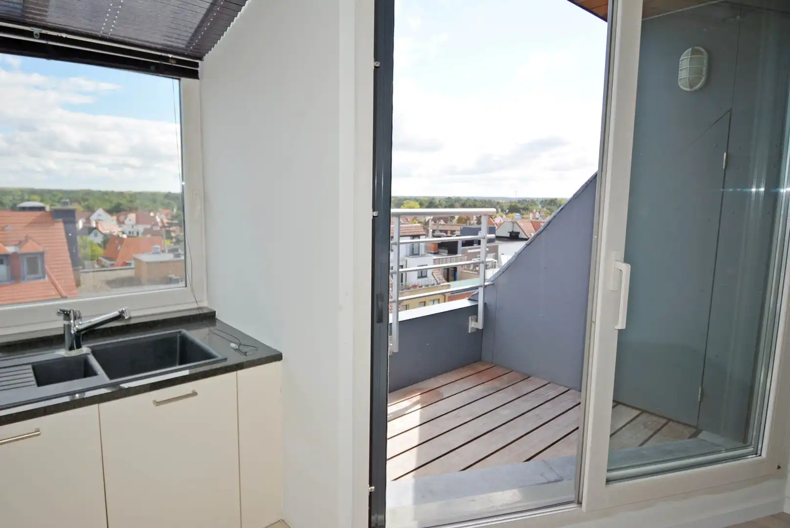 centraal gelegen duplex dak appt in recent gebouw  foto 8