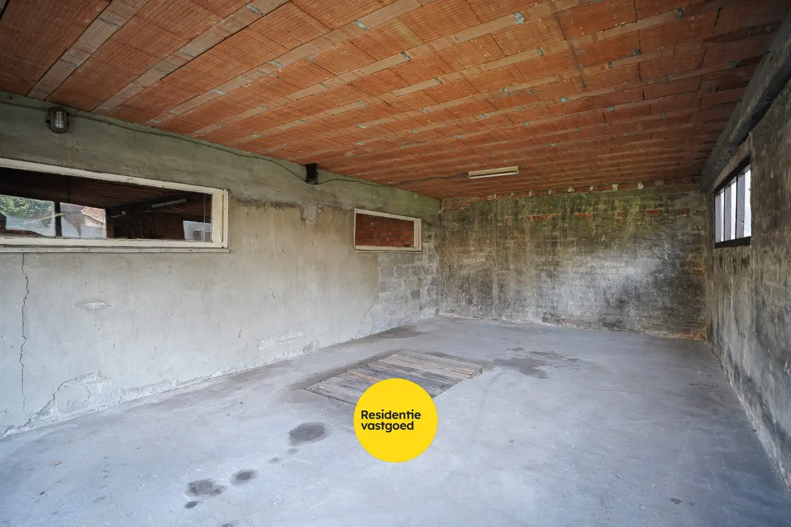Te renoveren half-open bebouwing in Zerkegem foto 23