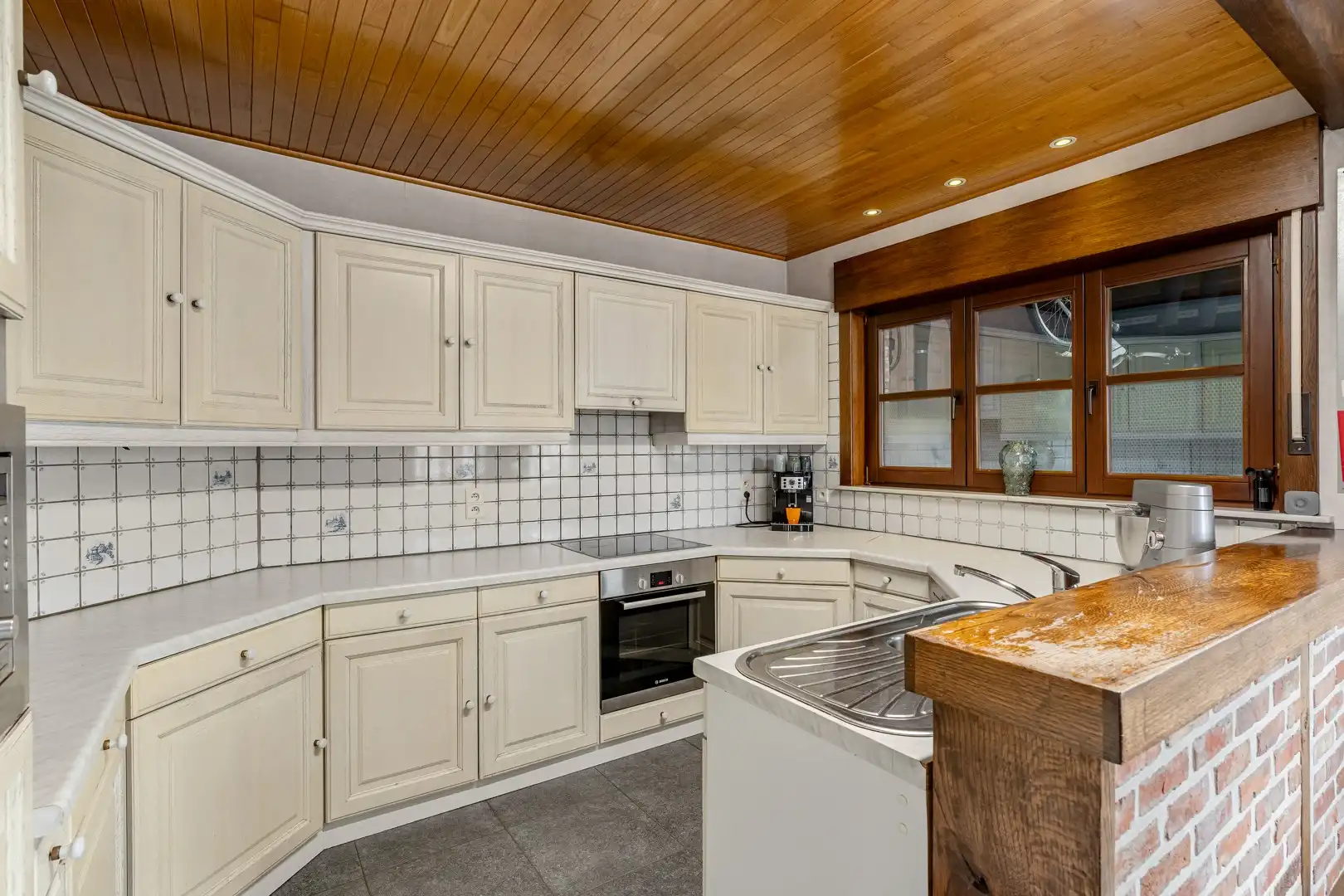 🏡&nbsp;Ruime gezinswoning met 3 slaapkamers op een prachtig perceel van 12a48ca foto 8