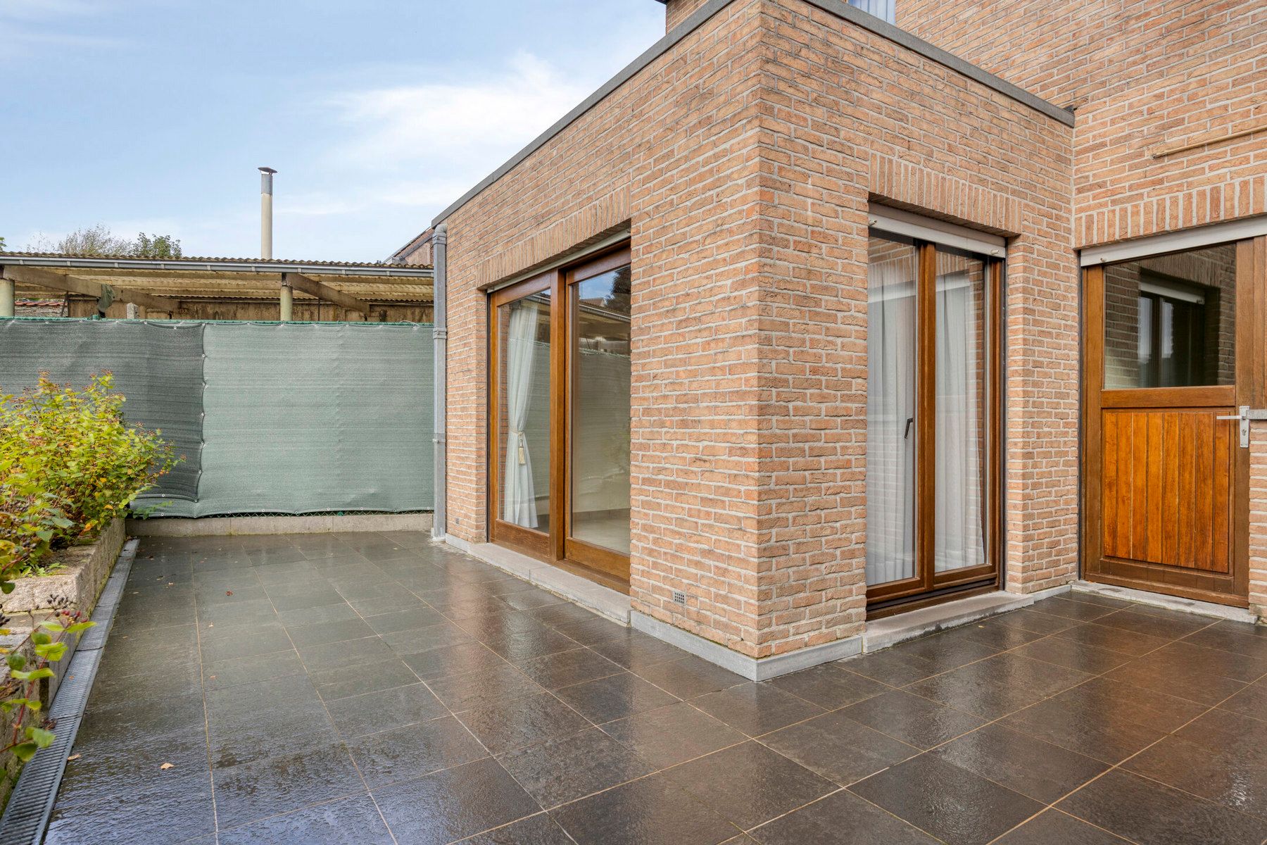 Instapklare woning met 3 slaapkamers en ruime tuin foto 23