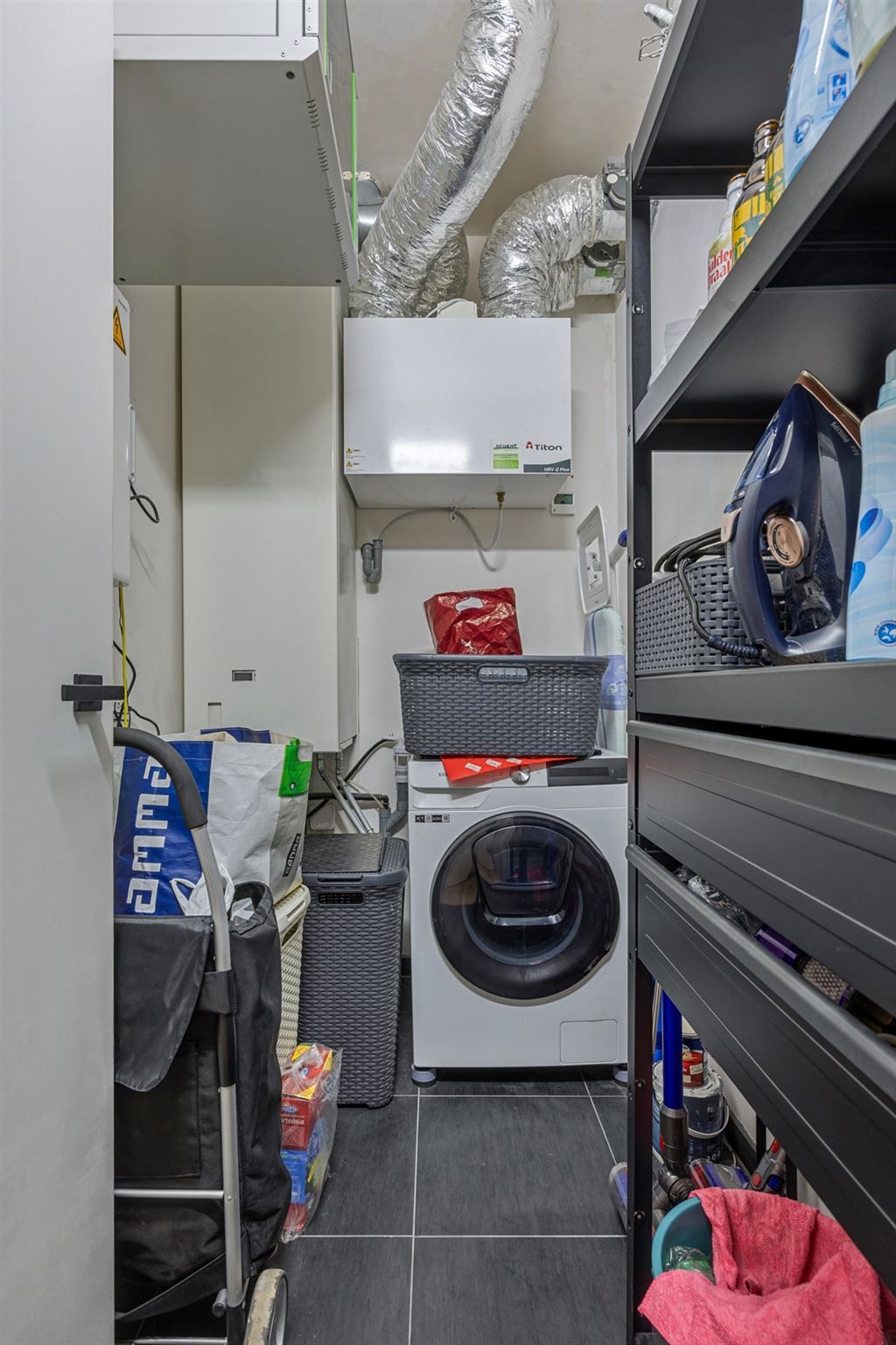 Prachtig nieuwbouwappartement met zicht over het Sluispark foto 17