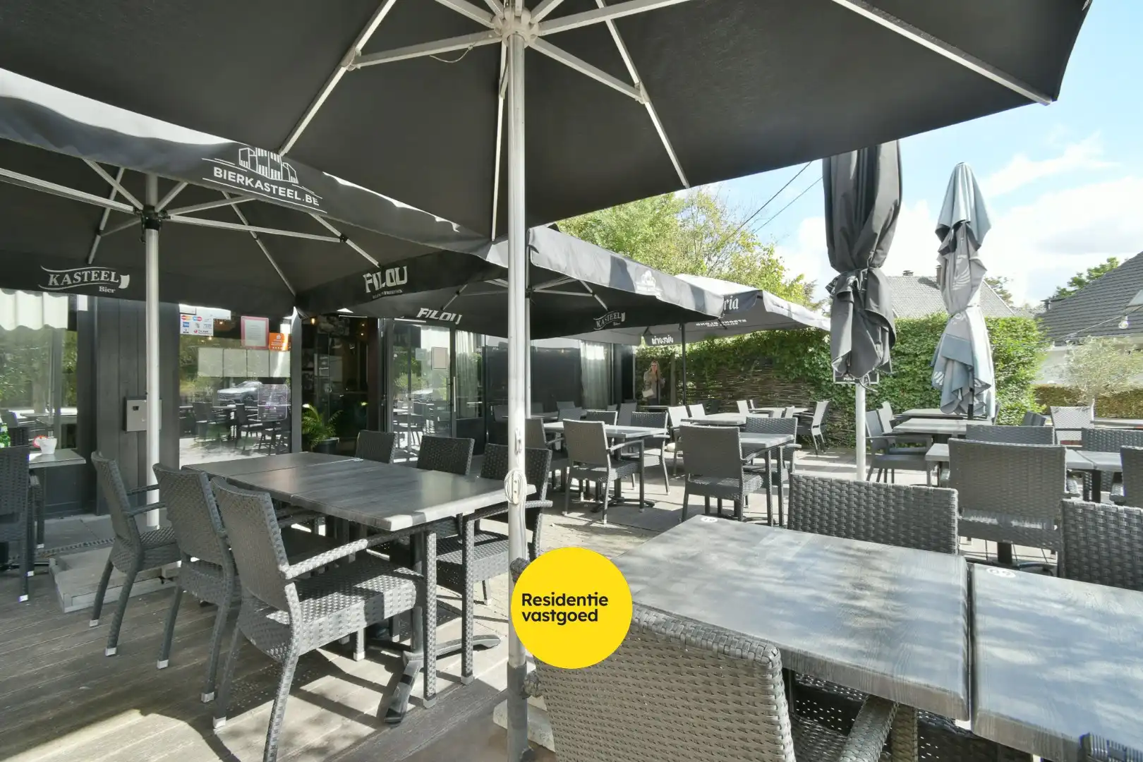 Multifunctionele eigendom met appartementen en handelszaken! foto 10