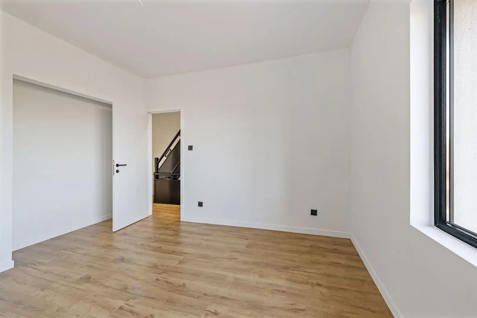 Totaal gerenoveerde en energiezuinige woning  foto 11
