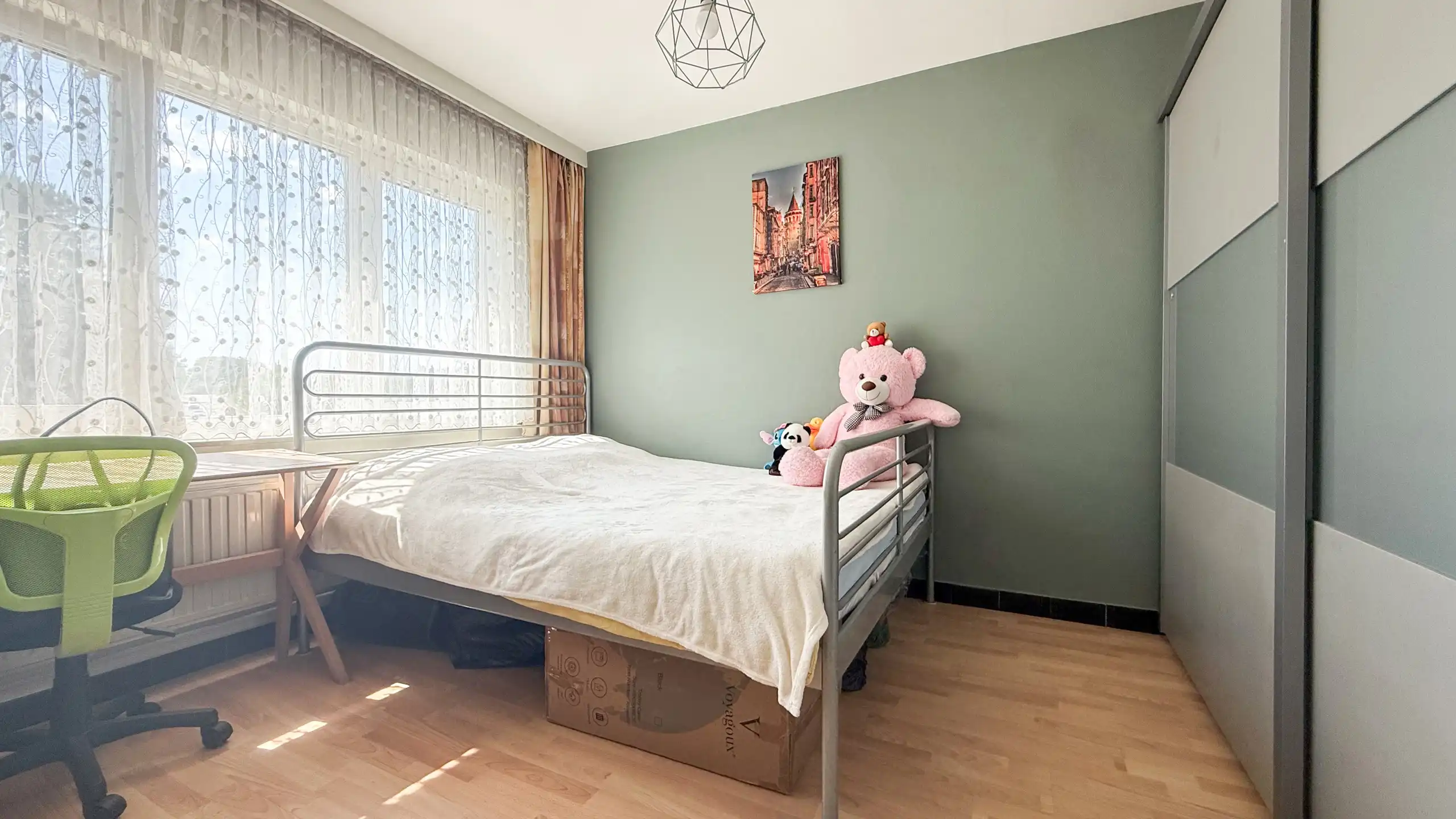 Instapklare woning met 3slpks, kelder en mooie tuin in Ham! foto 20