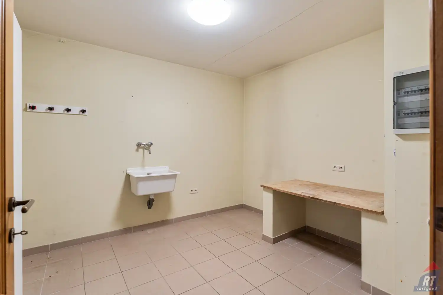 Gelijkvloers appartement met 2 slaapkamers, ruim terras en garage in Tongeren-Borgloon foto 7