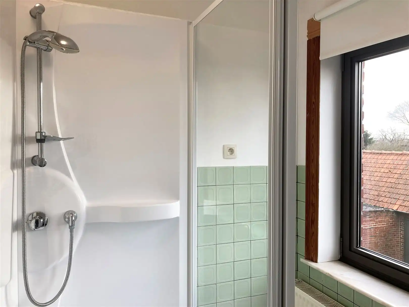 Woning met zonnige tuin foto 15