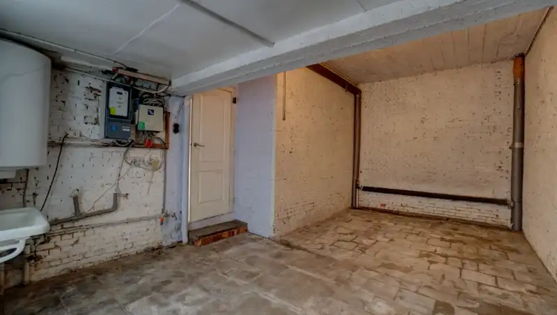 Te renoveren charmant landhuis van 235m² + dubbele garage op 15 are foto 11