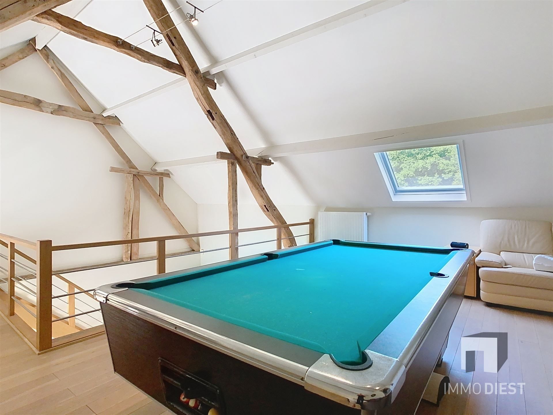 Brasserie - restaurant - feestzaal - privéwoonst foto 20