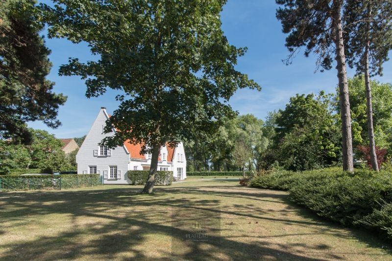 Uitzonderlijke villa op 3299m² gelegen op toplocatie te Nieuwpoort-Bad. foto 50