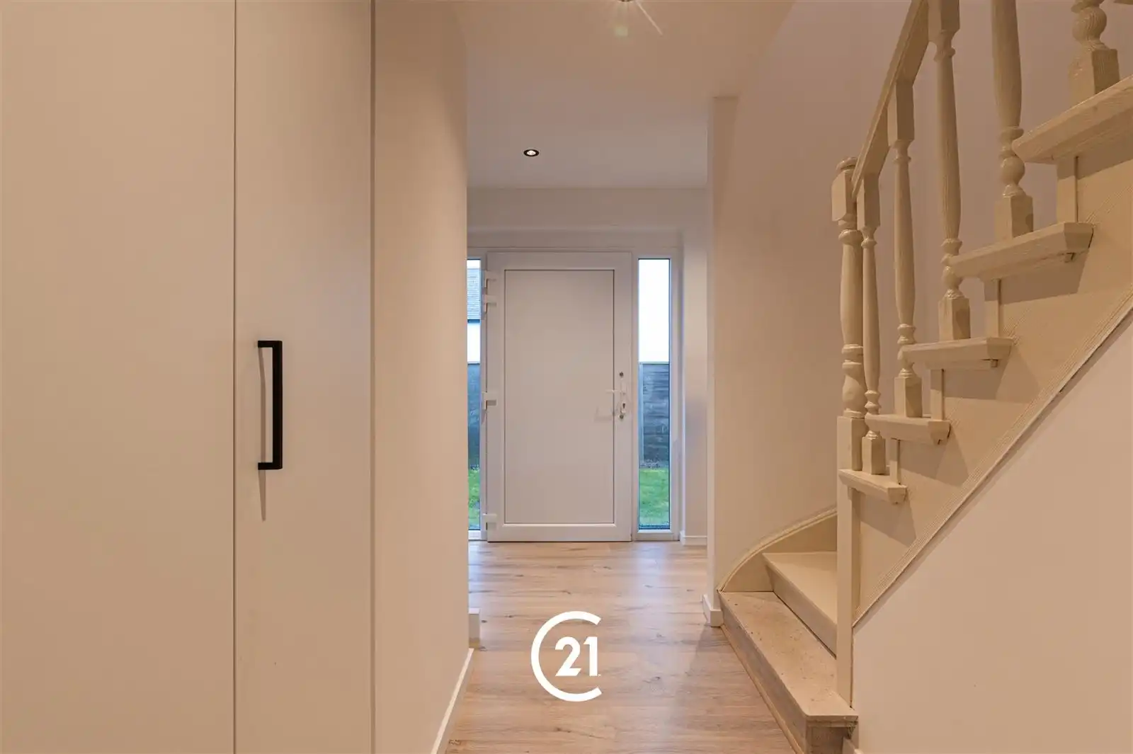 Luxueus afgewerkte villa met 5 slaapkamers in Leerne! foto 14
