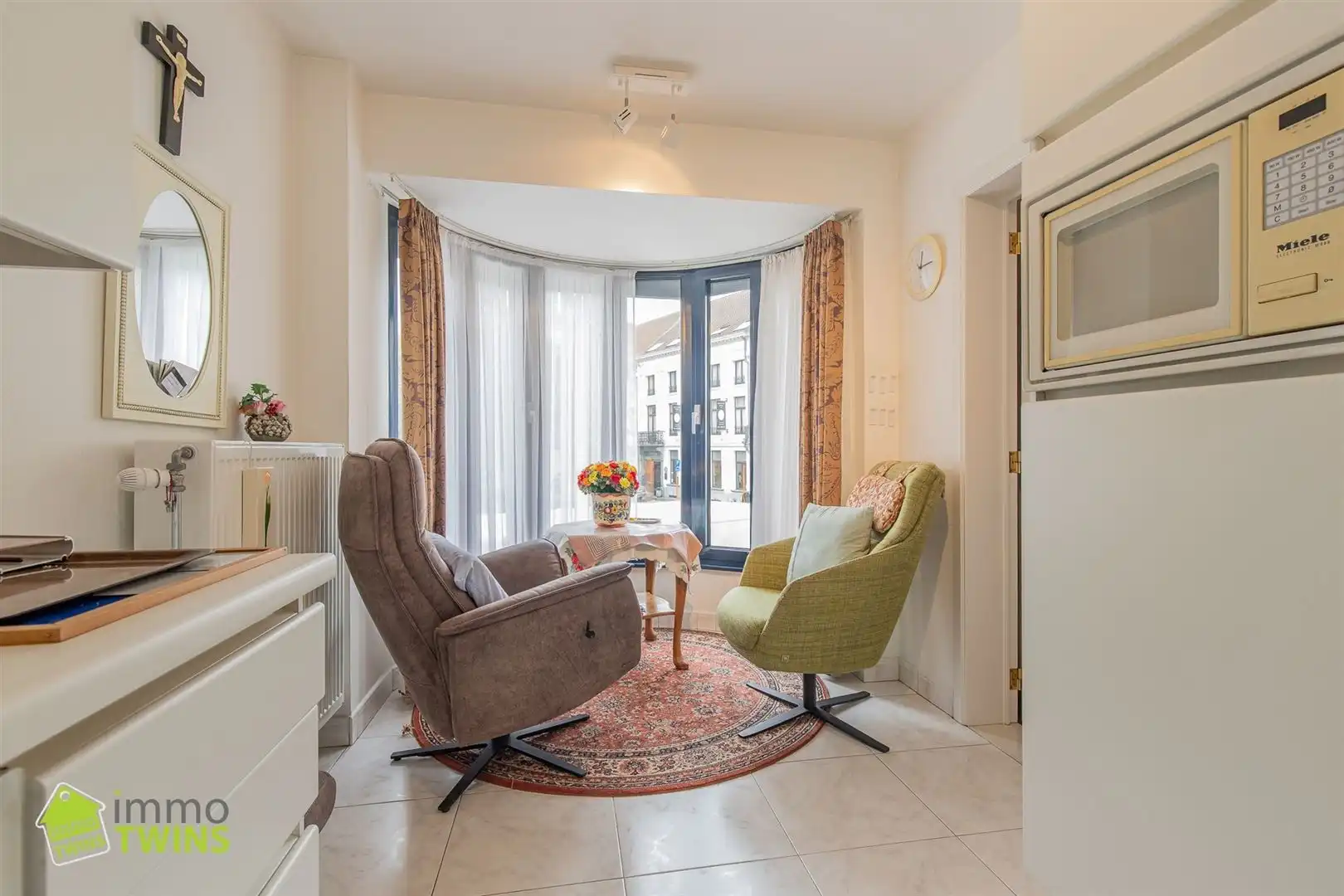 Stijlvol appartement met prachtig uitzicht op het Keizersplein hartje Aalst foto 8