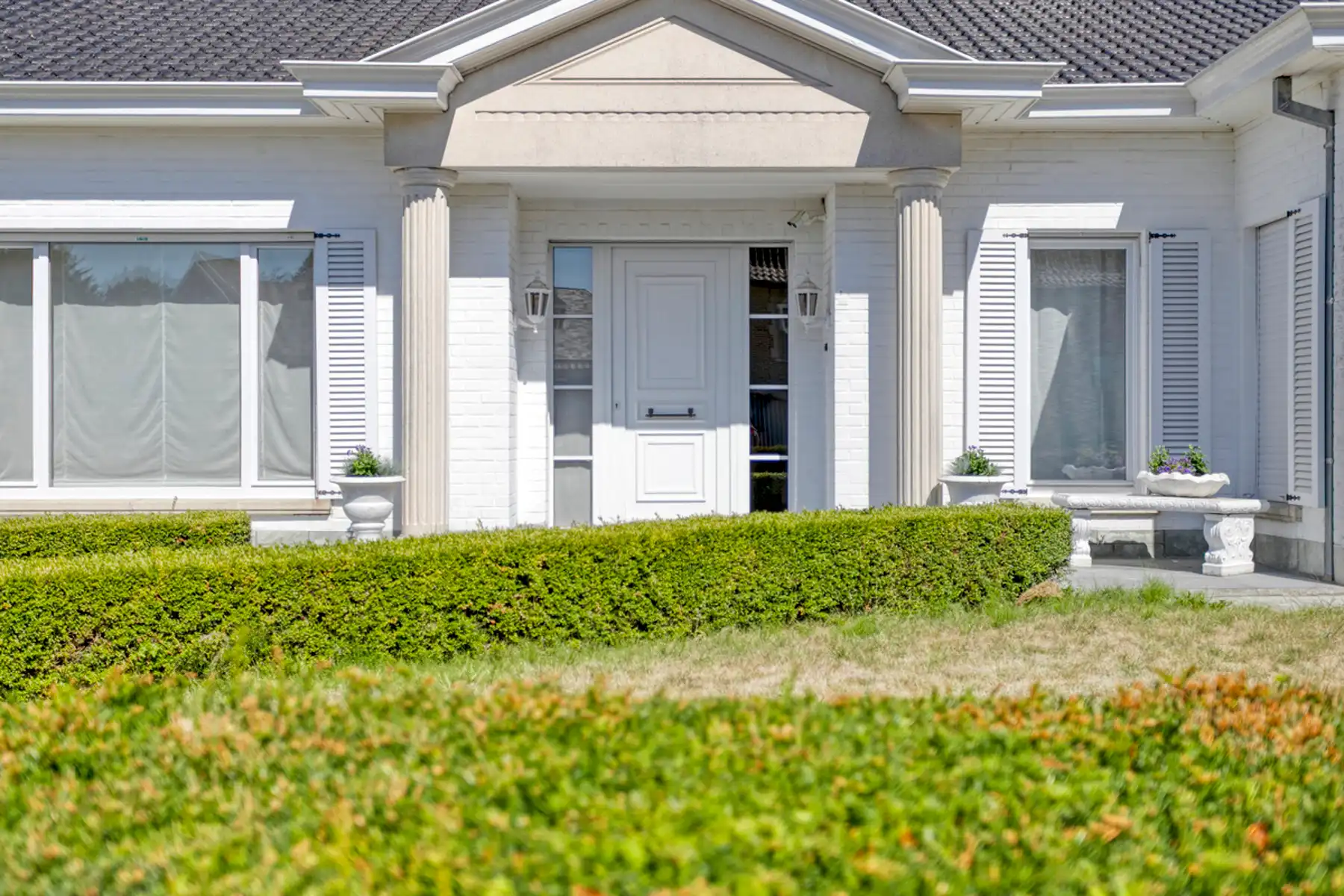 Charmante gelijkvloers villa op 't Hoge! foto 3