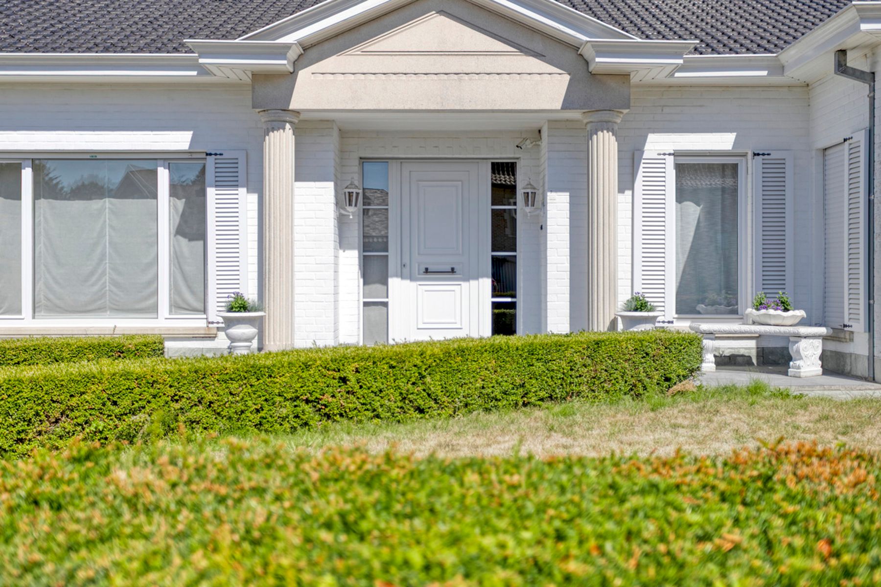 Charmante gelijkvloers villa op 't Hoge! foto 3