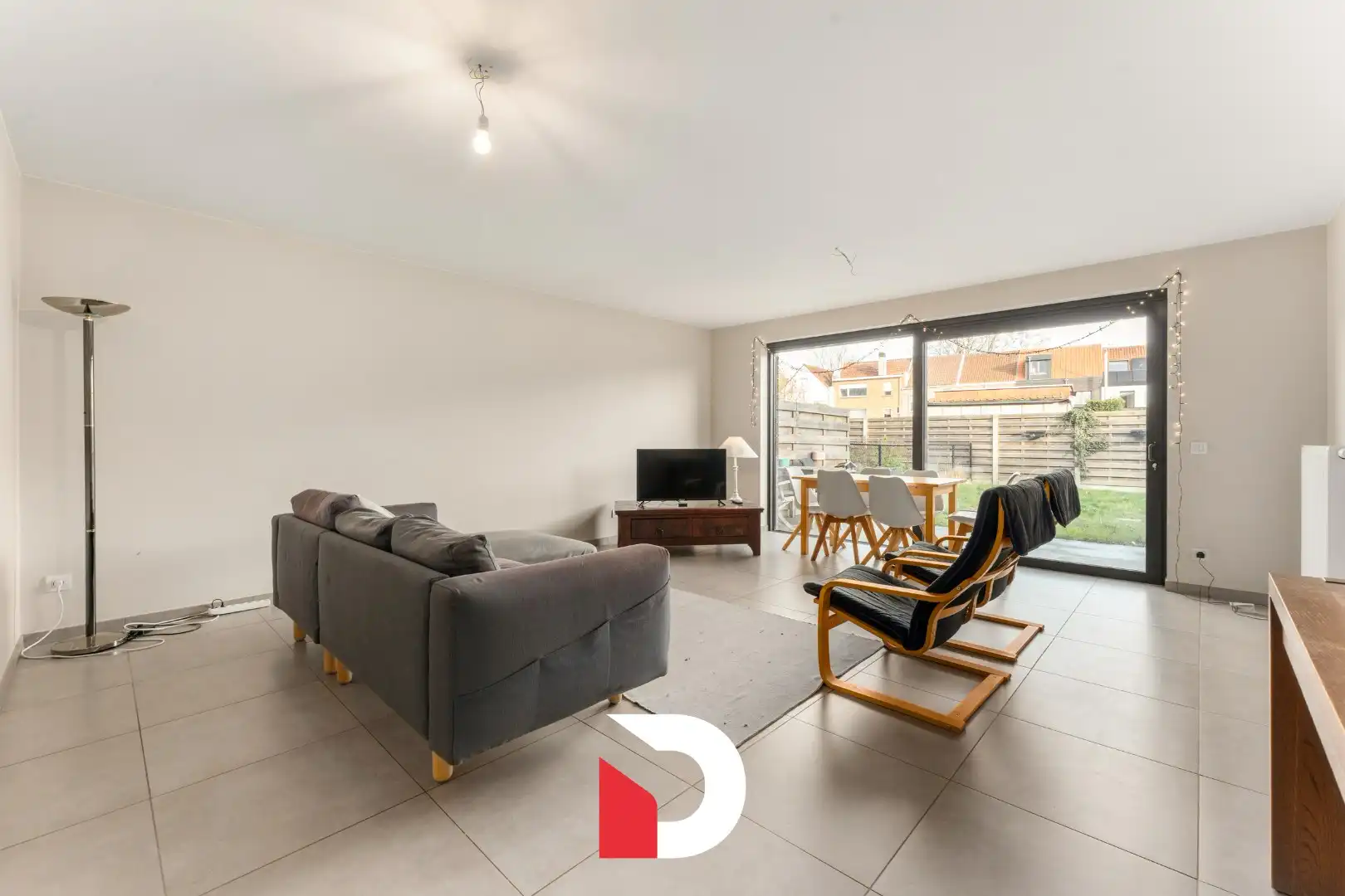 Instapklare nieuwbouwwoning met zonnige tuin op top locatie foto 3