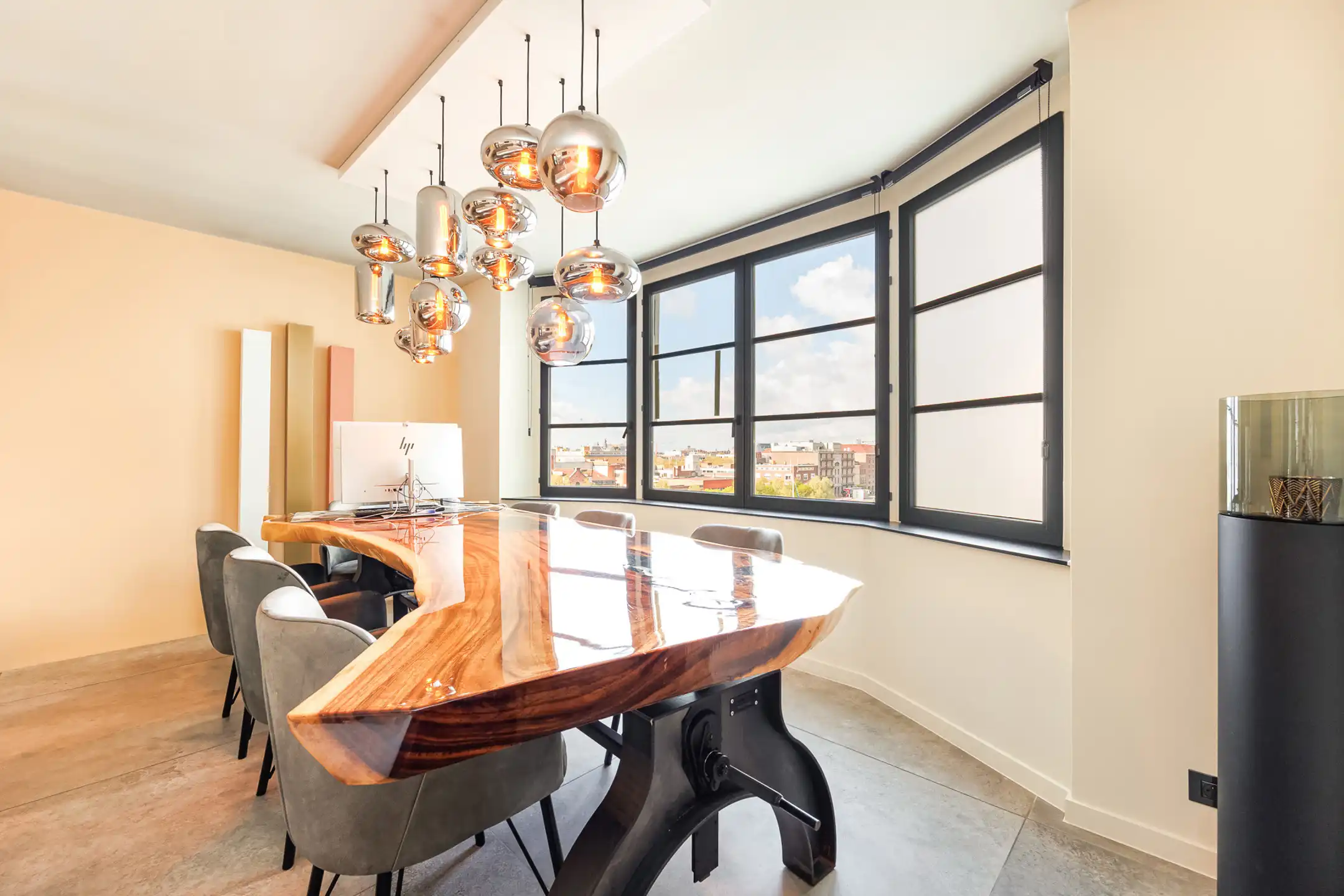 ANTWERPEN - Royaal appartement met verzichten foto 2