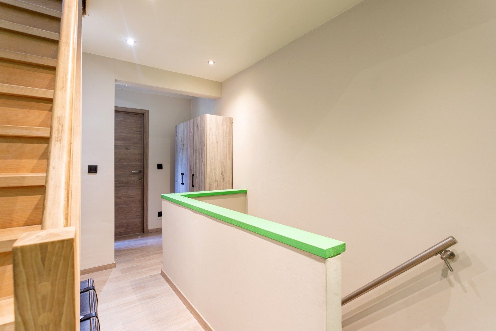 Instapklare woning op 9a30, met 3 slpks, garage en tuin  foto 13