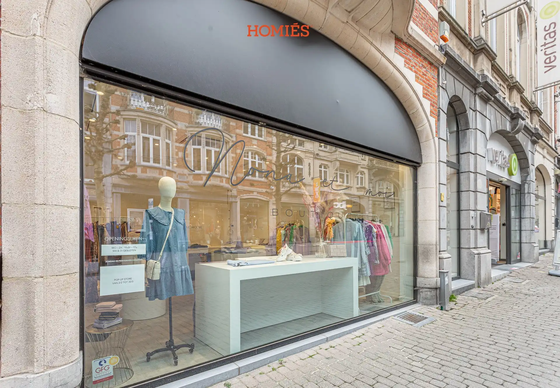 Commercieel gelijkvloers in hartje Leuven foto {{pictureIndex}}