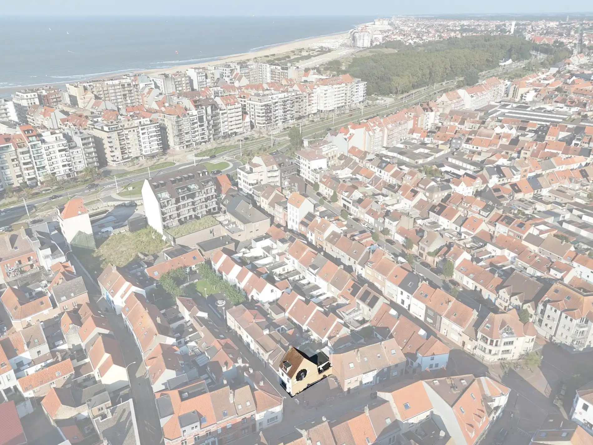 Te renoveren hoekwoning in het centrum van Heist-aan-Zee foto 2