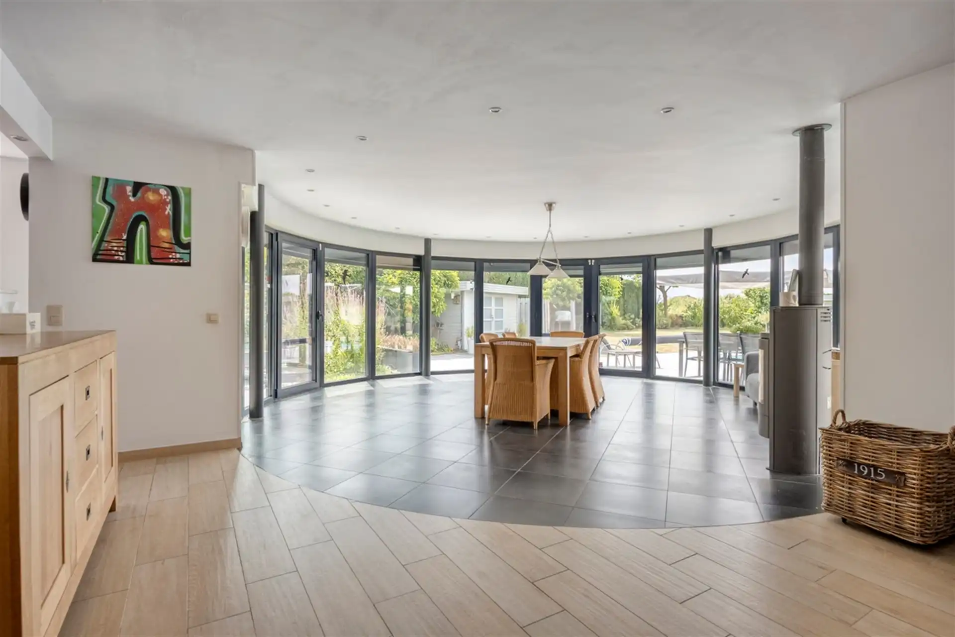 Villa met zwembad in rustige straat foto 8