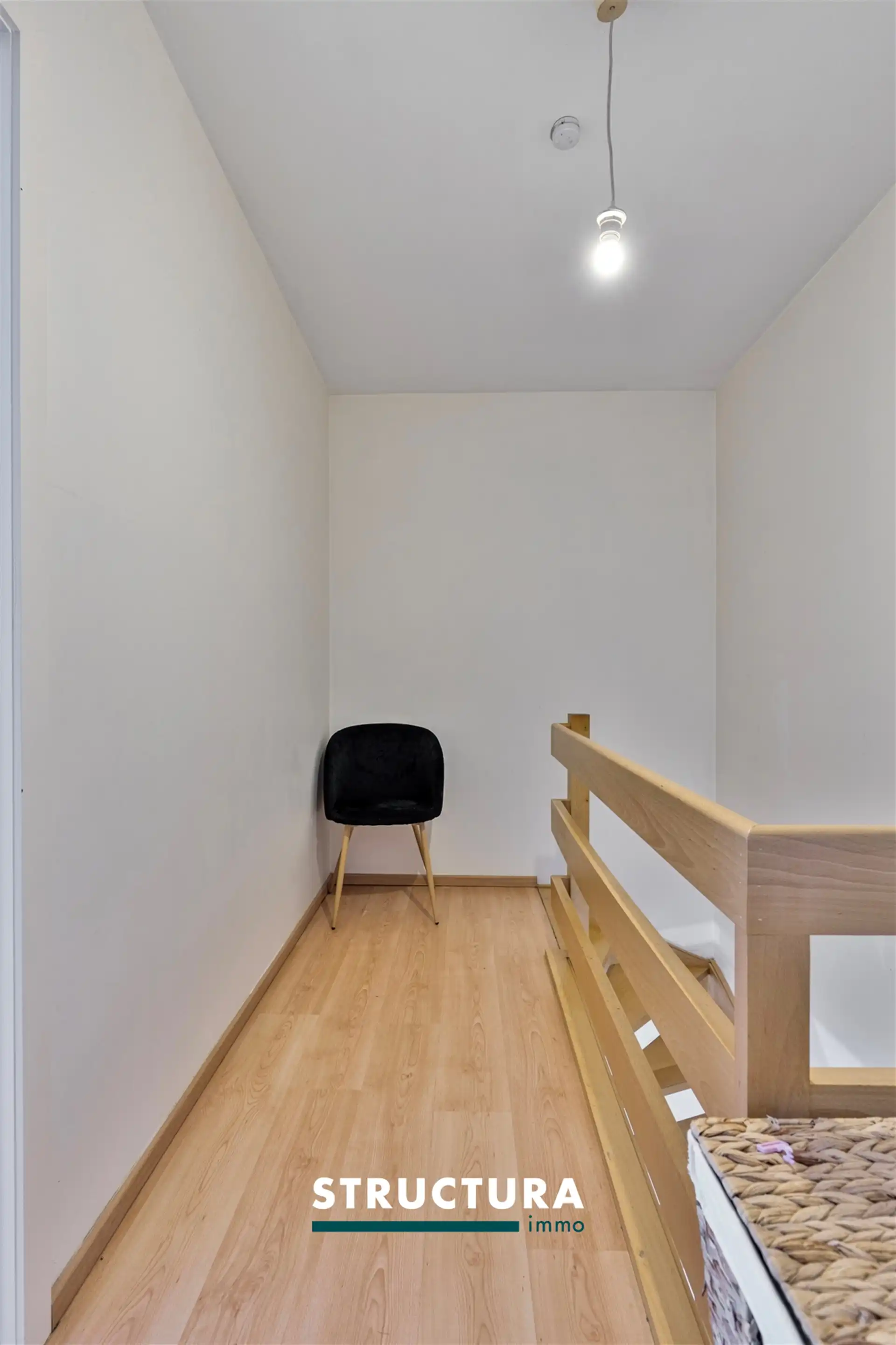 Duplex-appartement vlakbij centrum en openbaar vervoer! foto 10