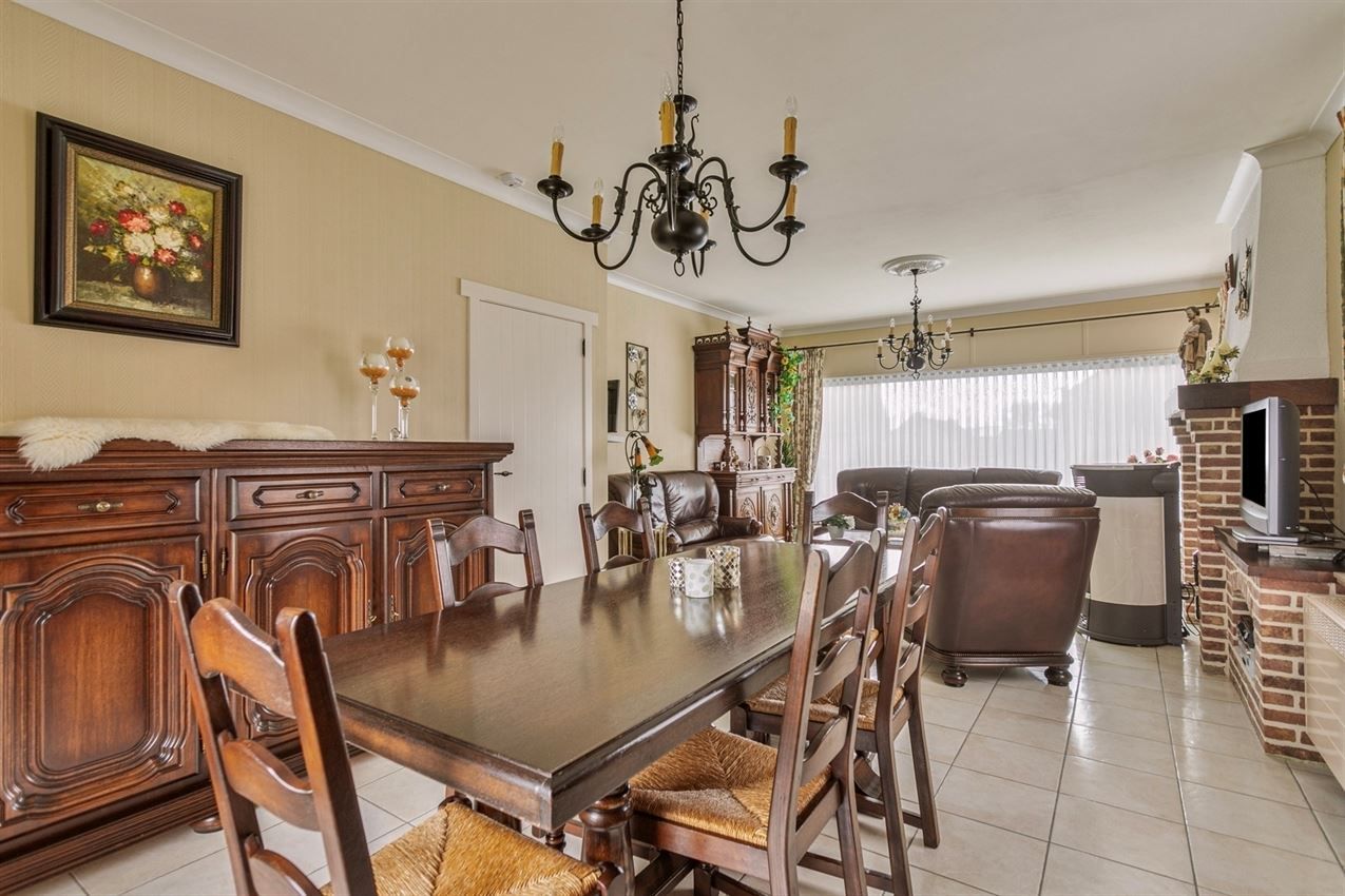 Instapklare woning, 3slk, met weiland 52a foto 8