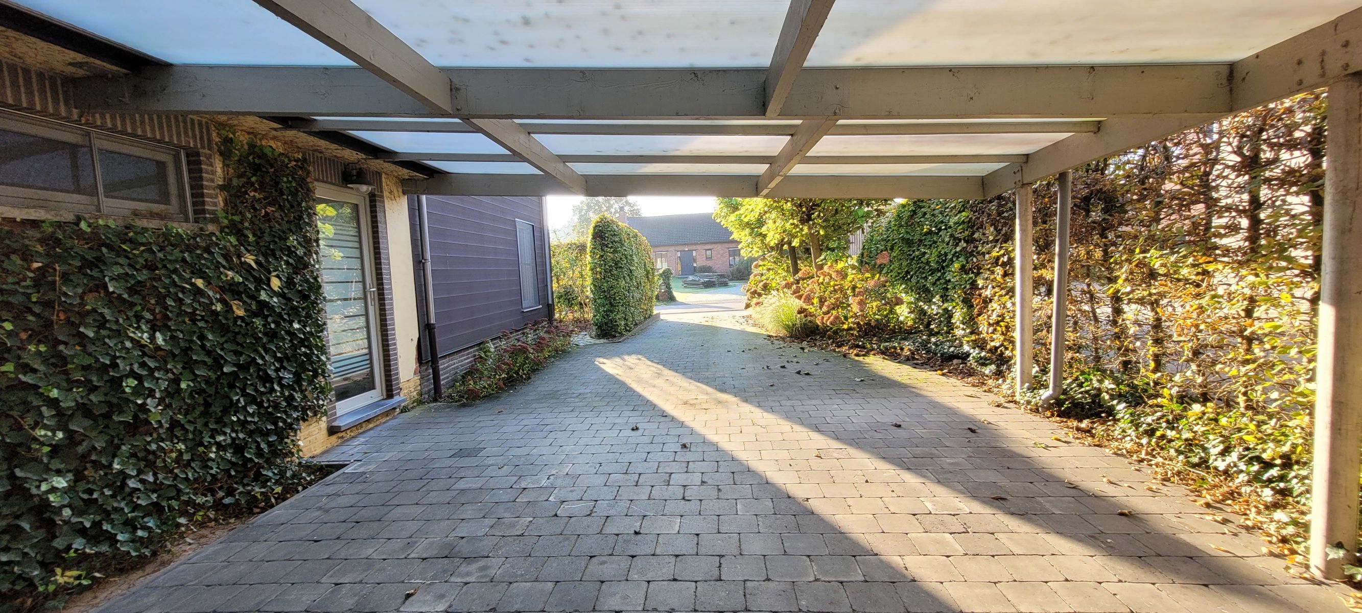 Prachtig landelijk karaktervolle woning aan de rand van de bossen van Sint-Jozef.  foto 5