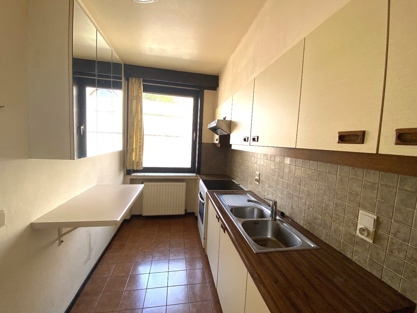 Appartement met 2 slpks. en garagebox foto 5