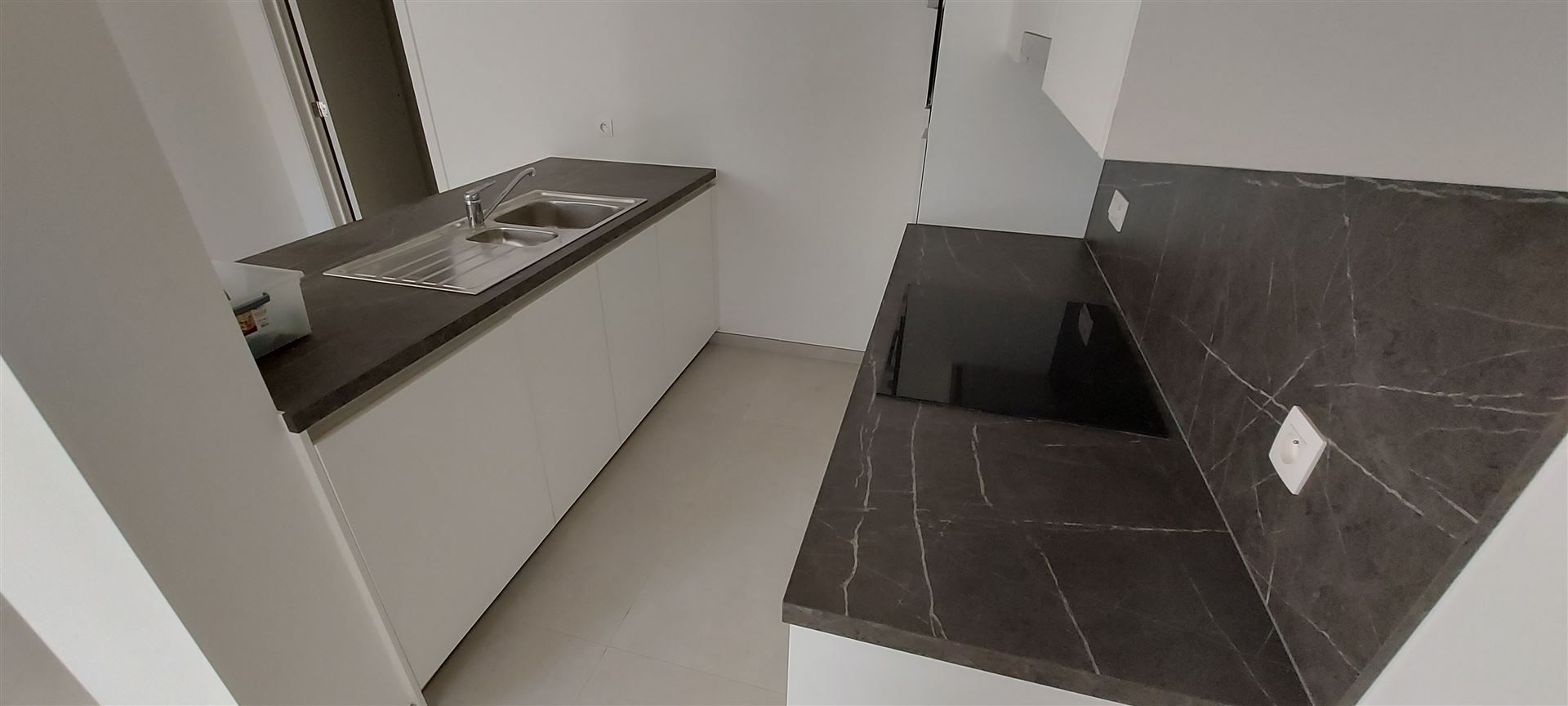 Appartement foto {{pictureIndex}}