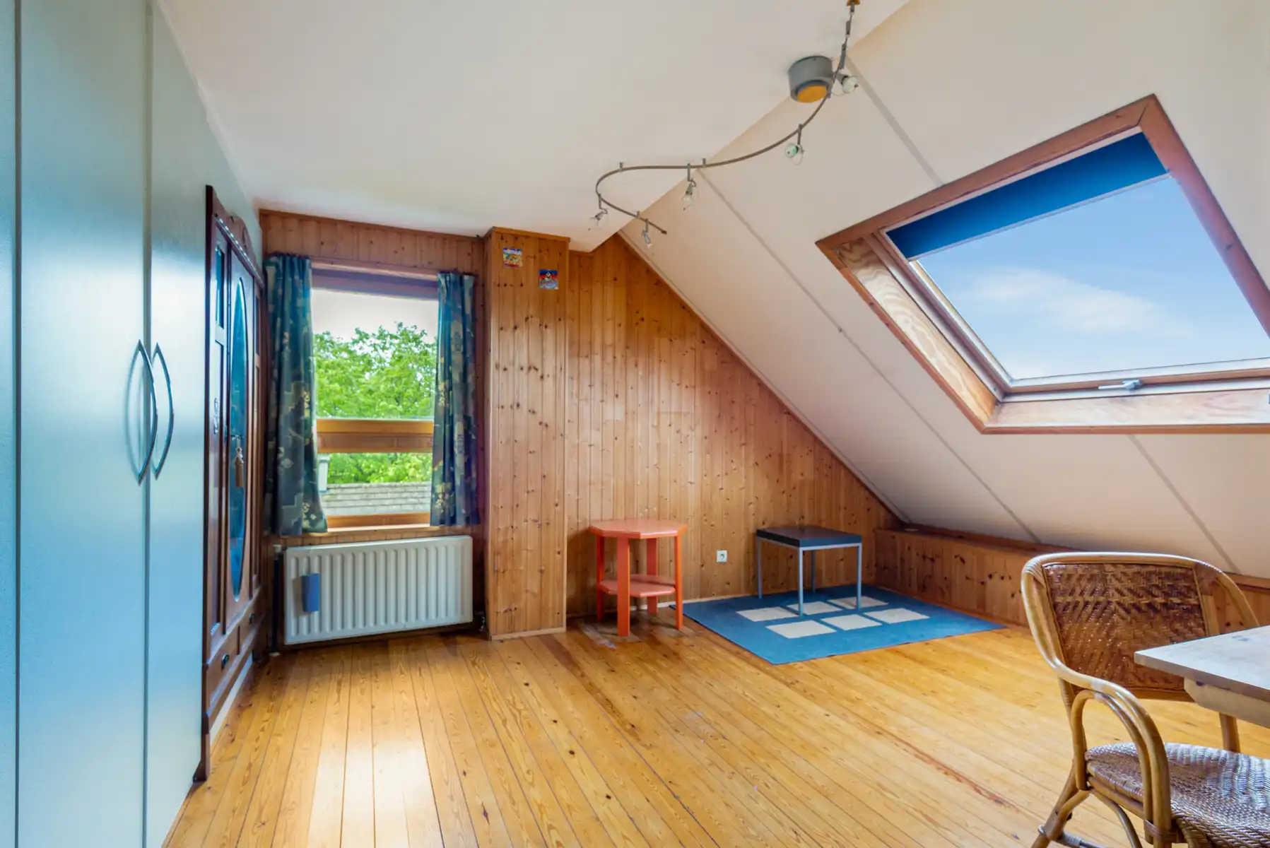 Ruime HOB met prachtige, volgroeide tuin  foto 26